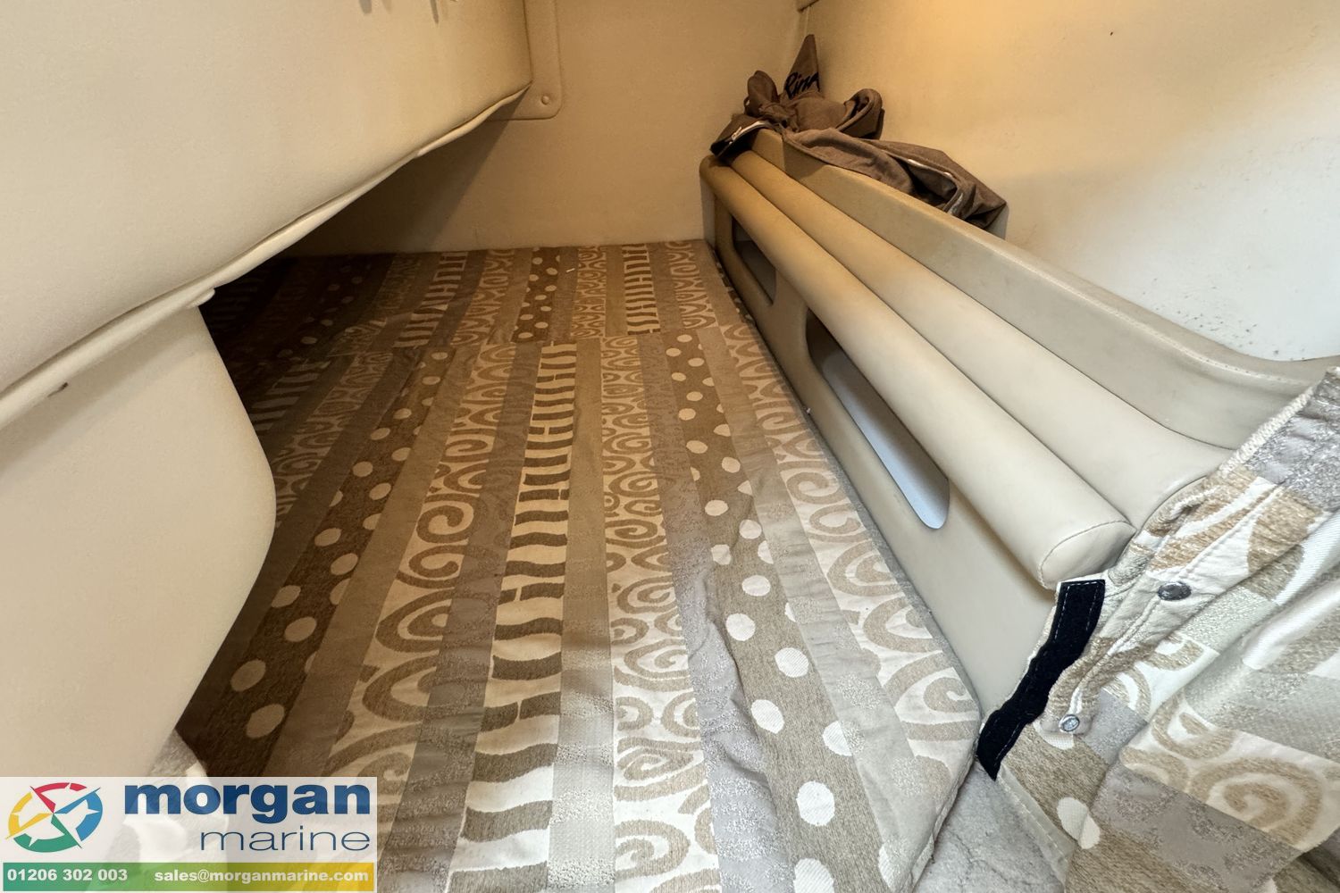 Rinker fiesta vee 250