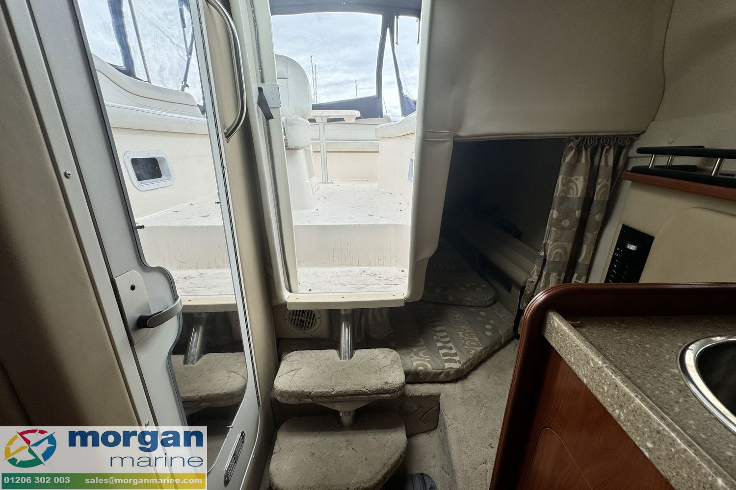 Rinker fiesta vee 250