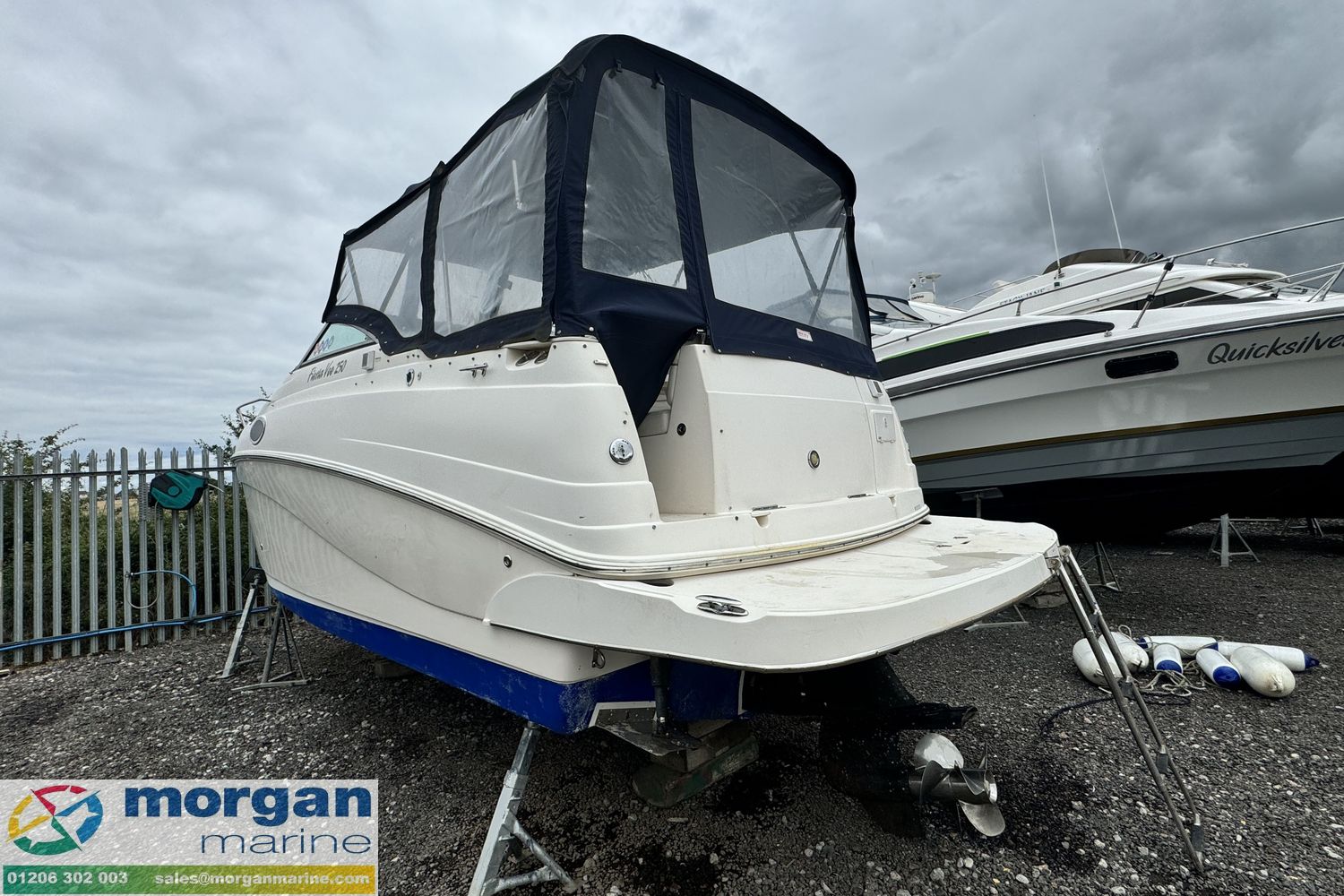 Rinker fiesta vee 250