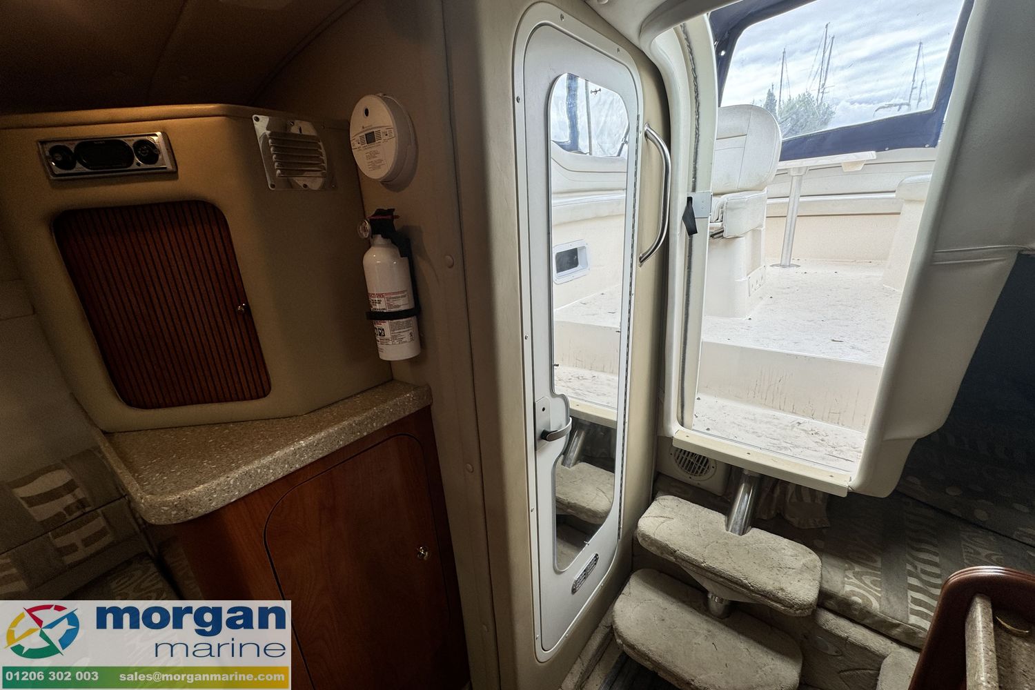 Rinker fiesta vee 250