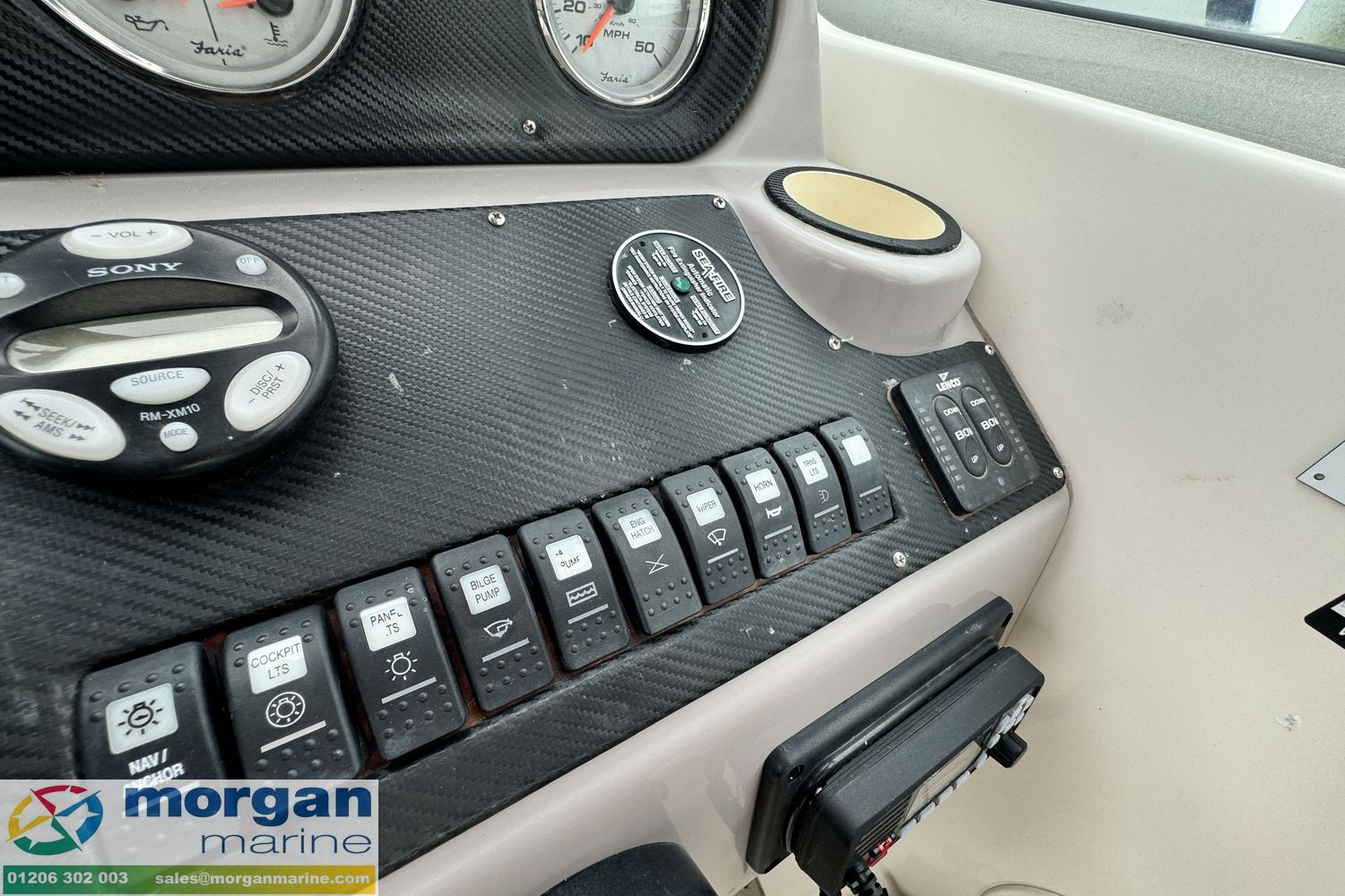 Rinker fiesta vee 250