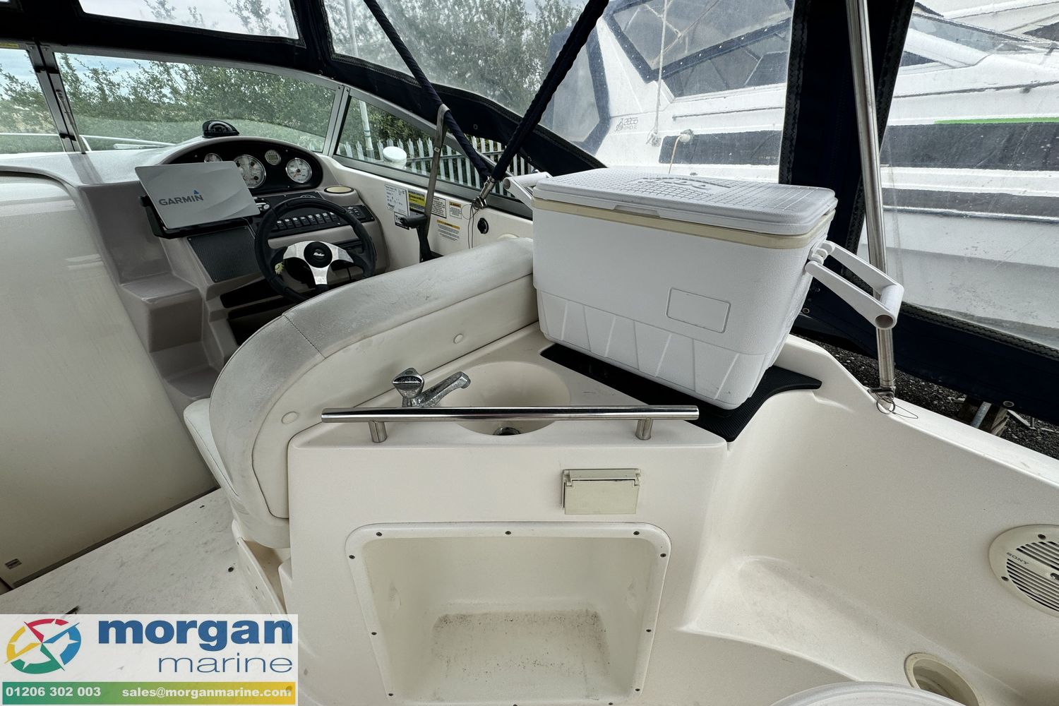 Rinker fiesta vee 250