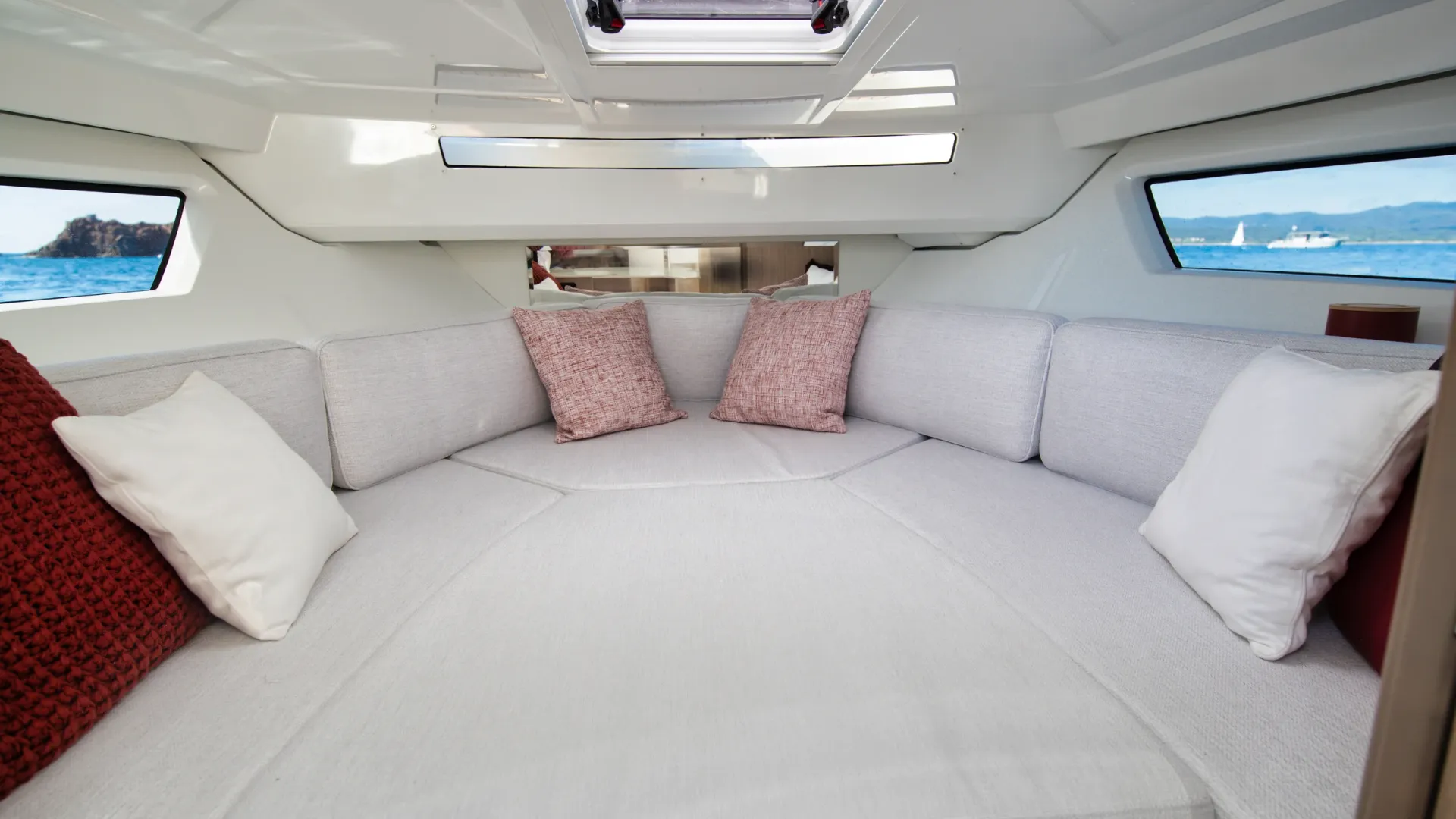 Jeanneau Cap Camarat 9.0 WA – Series 2 - 4