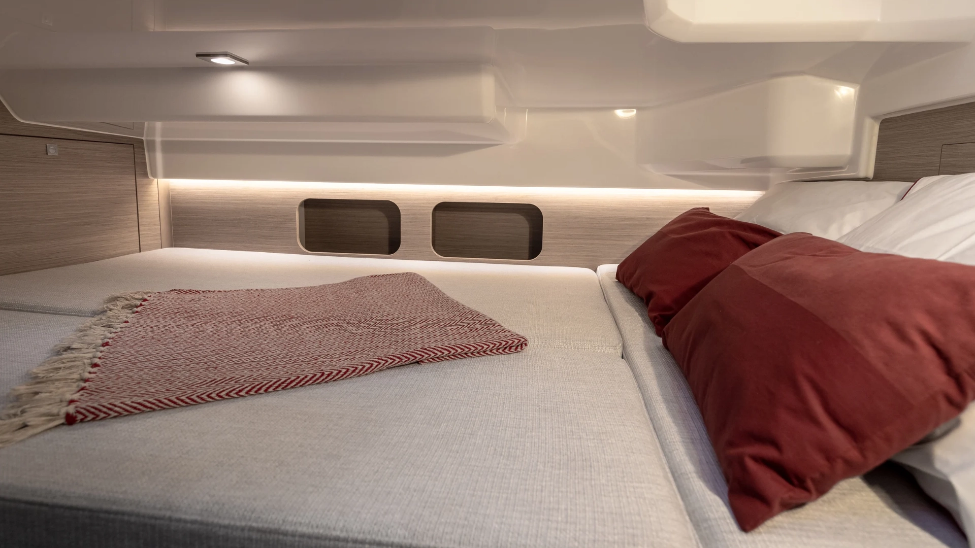 Jeanneau Cap Camarat 9.0 WA – Series 2 - 5