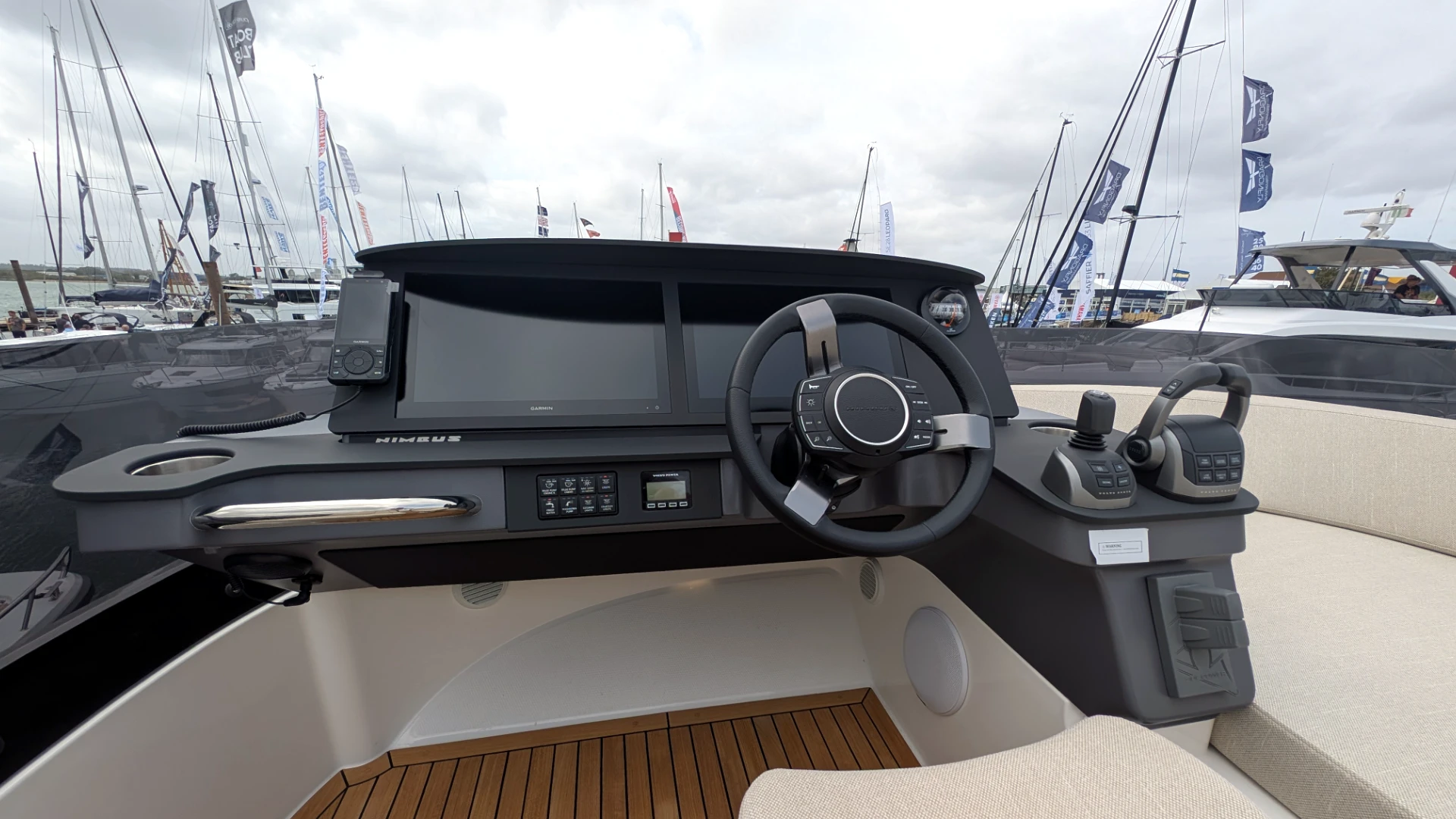 Nimbus 495 Flybridge - 61