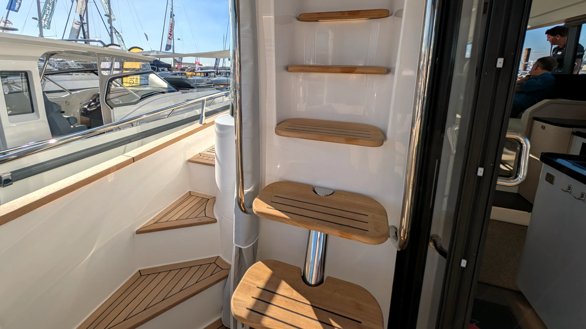Nimbus 495 Flybridge - 50