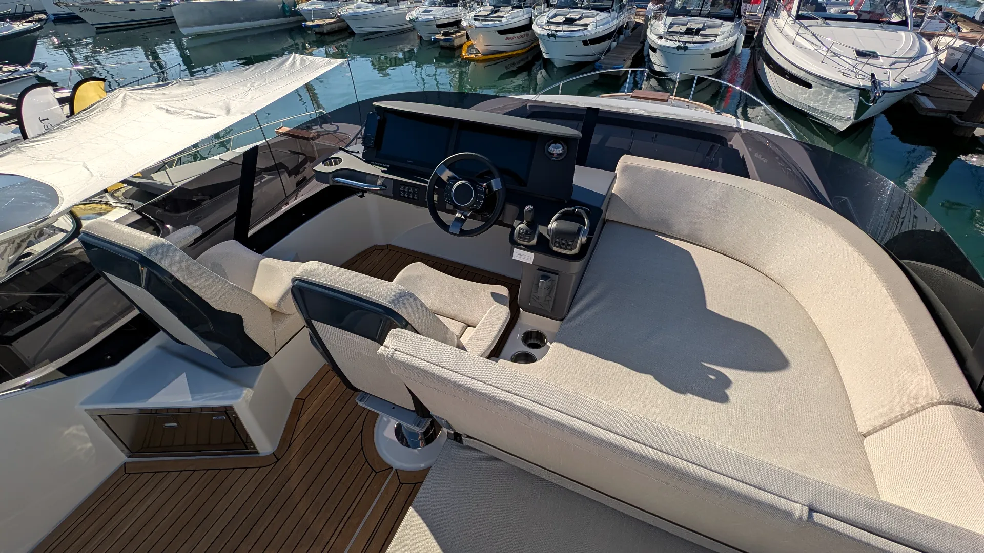 Nimbus 495 Flybridge - 60
