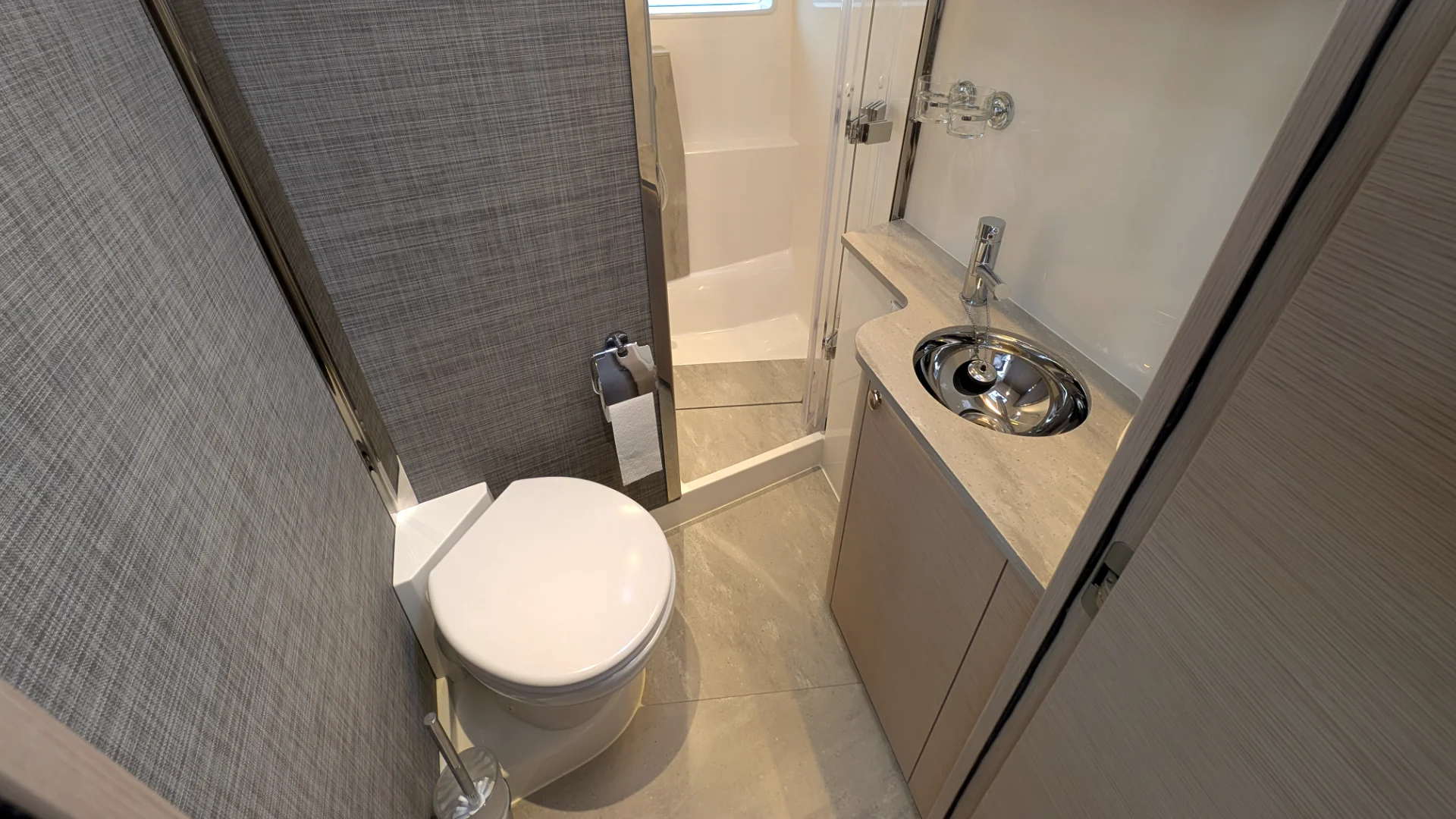 Nimbus 495 Flybridge - 36