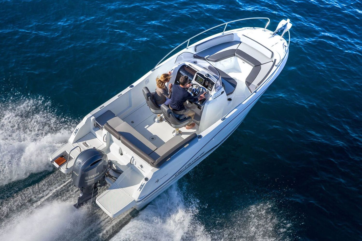 Jeanneau Cap Camarat 6.5 Center Console – Series 3