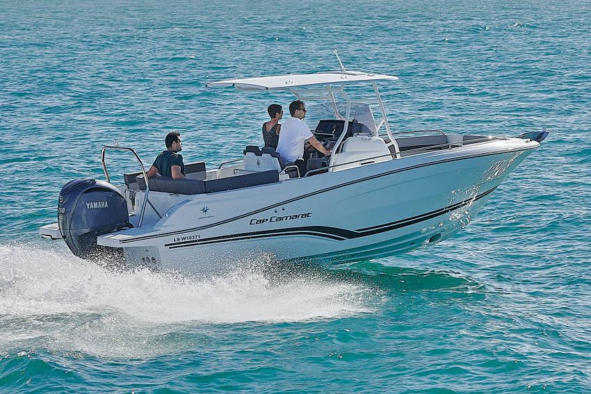 Jeanneau Cap Camarat 7.5 Center Console – Series 3