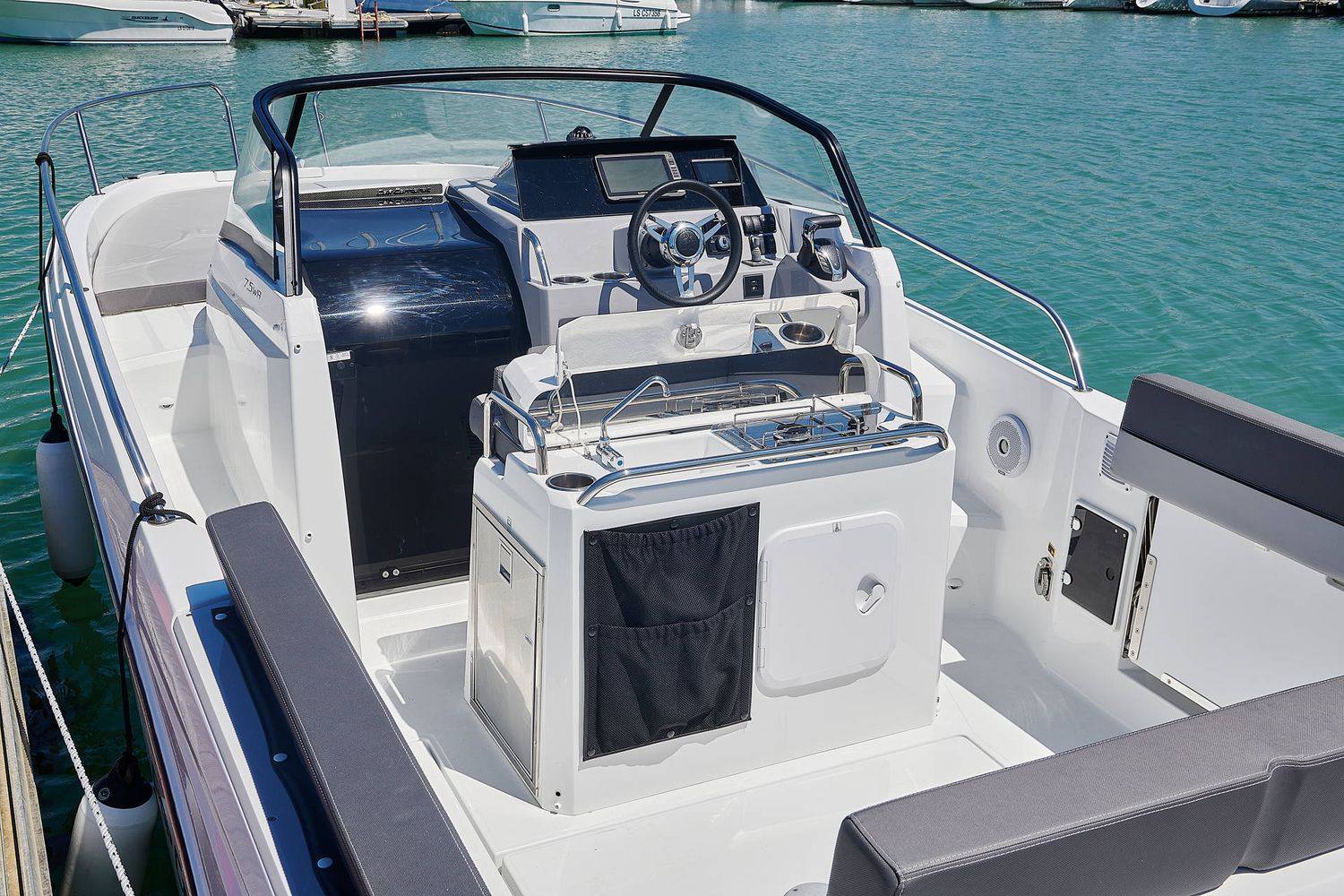 Jeanneau Cap Camarat 7.5 WA – ultimate specification