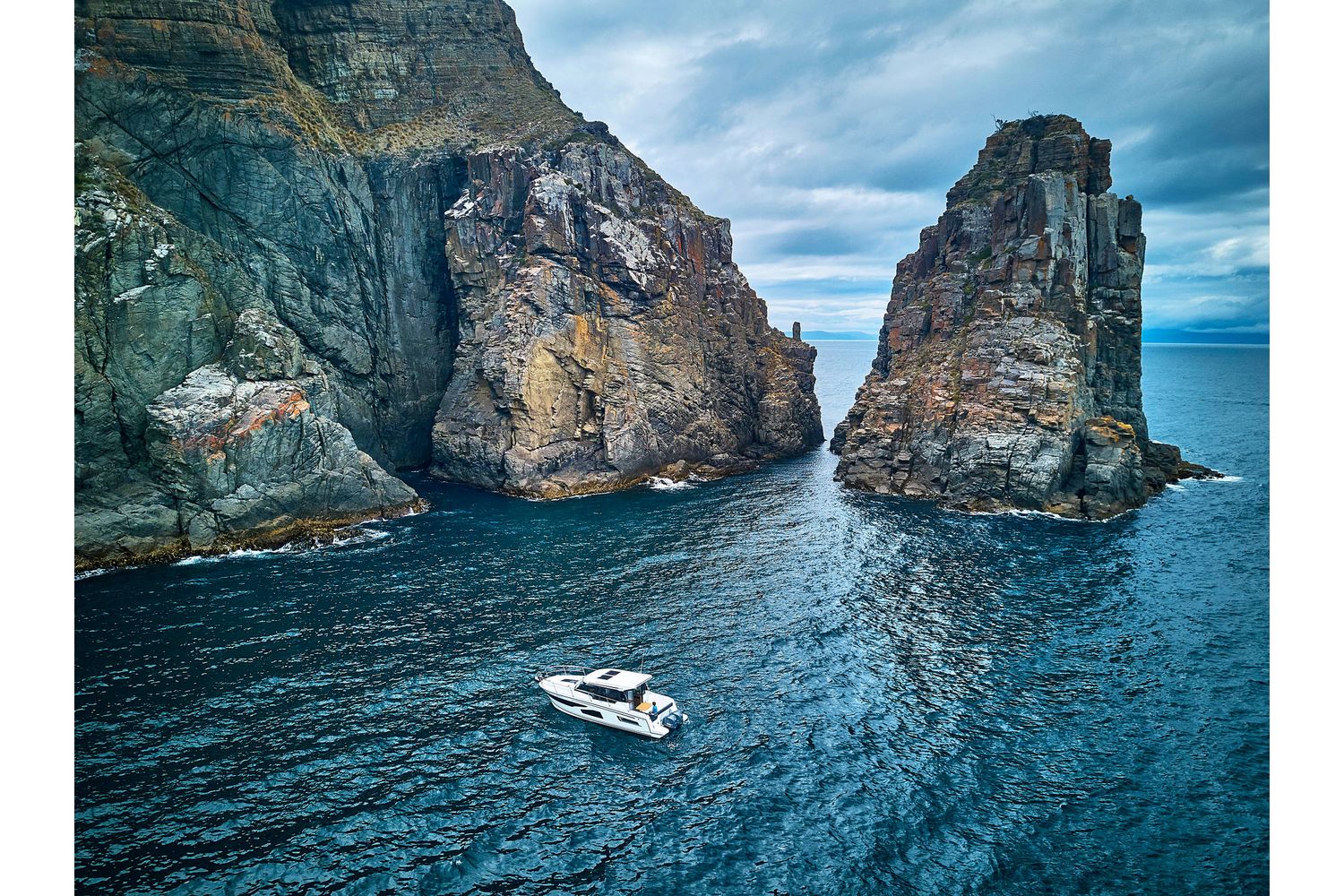 Jeanneau Merry Fisher 1095 – with must have options