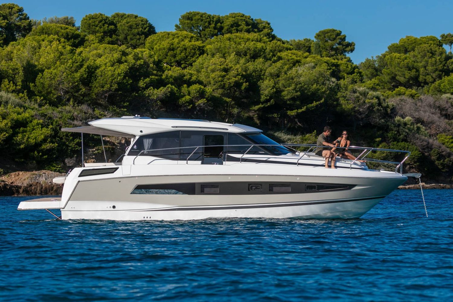 Jeanneau NC 37