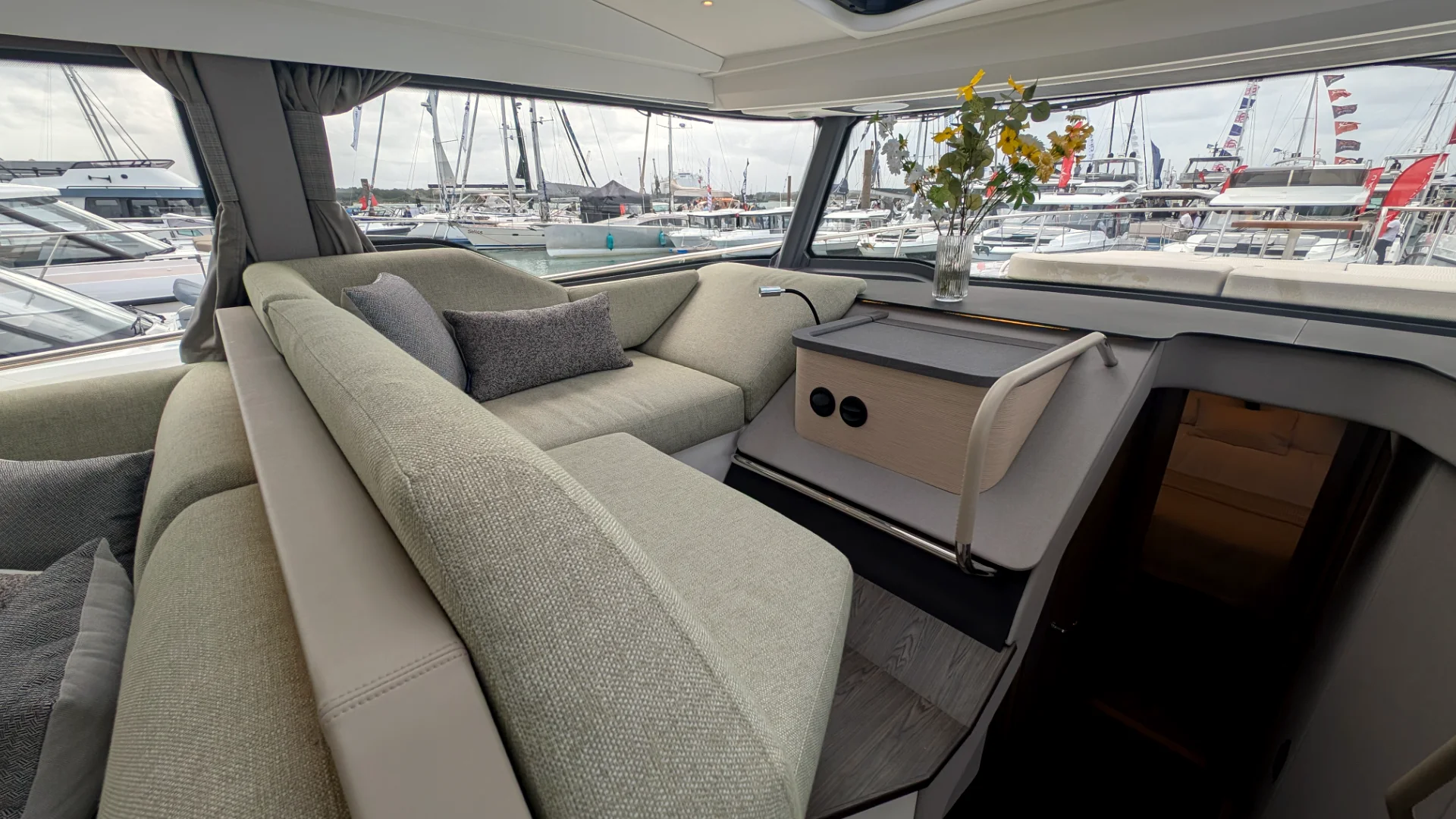 Nimbus 495 Flybridge - 23