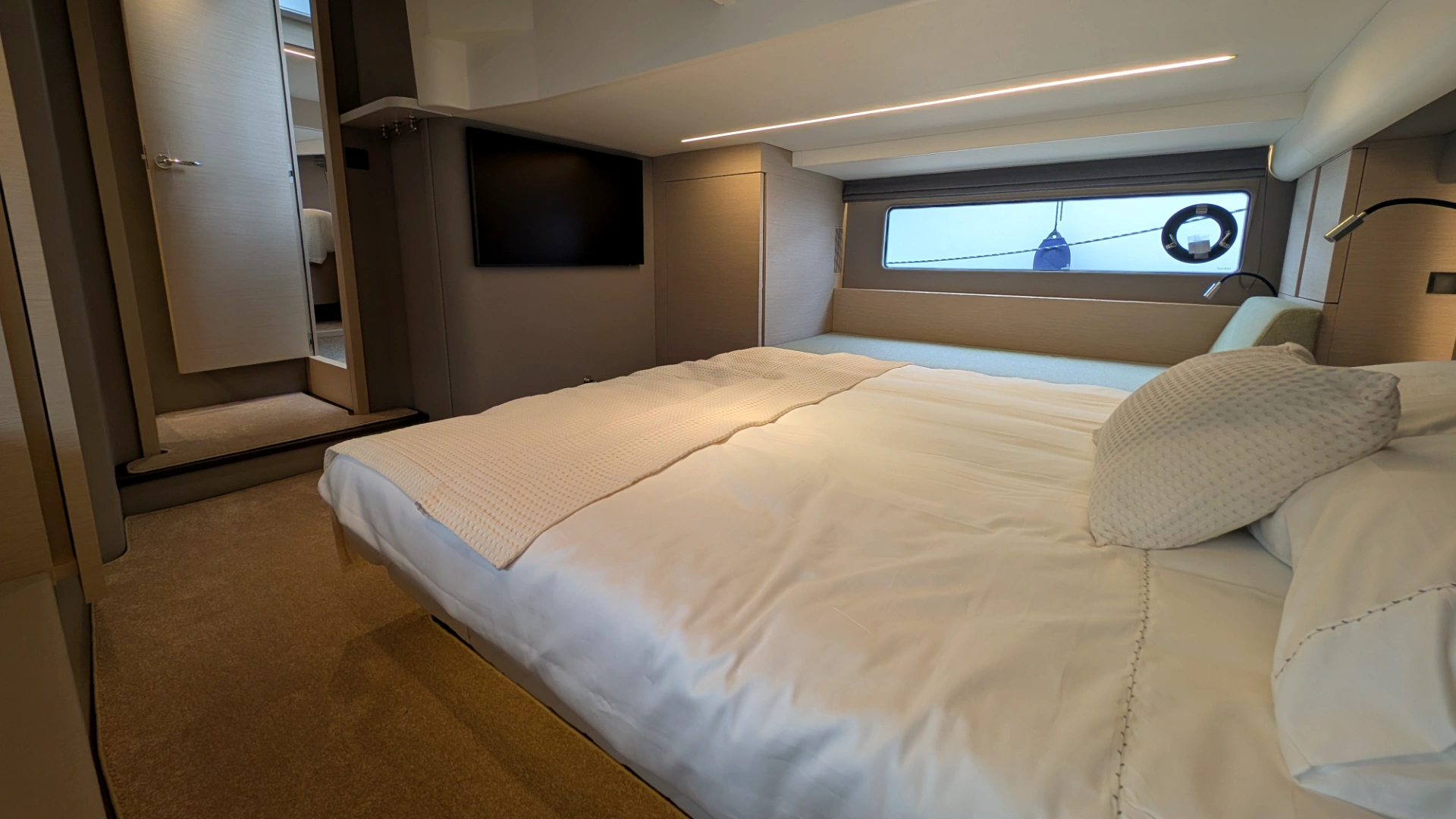 Nimbus 495 Flybridge - 33