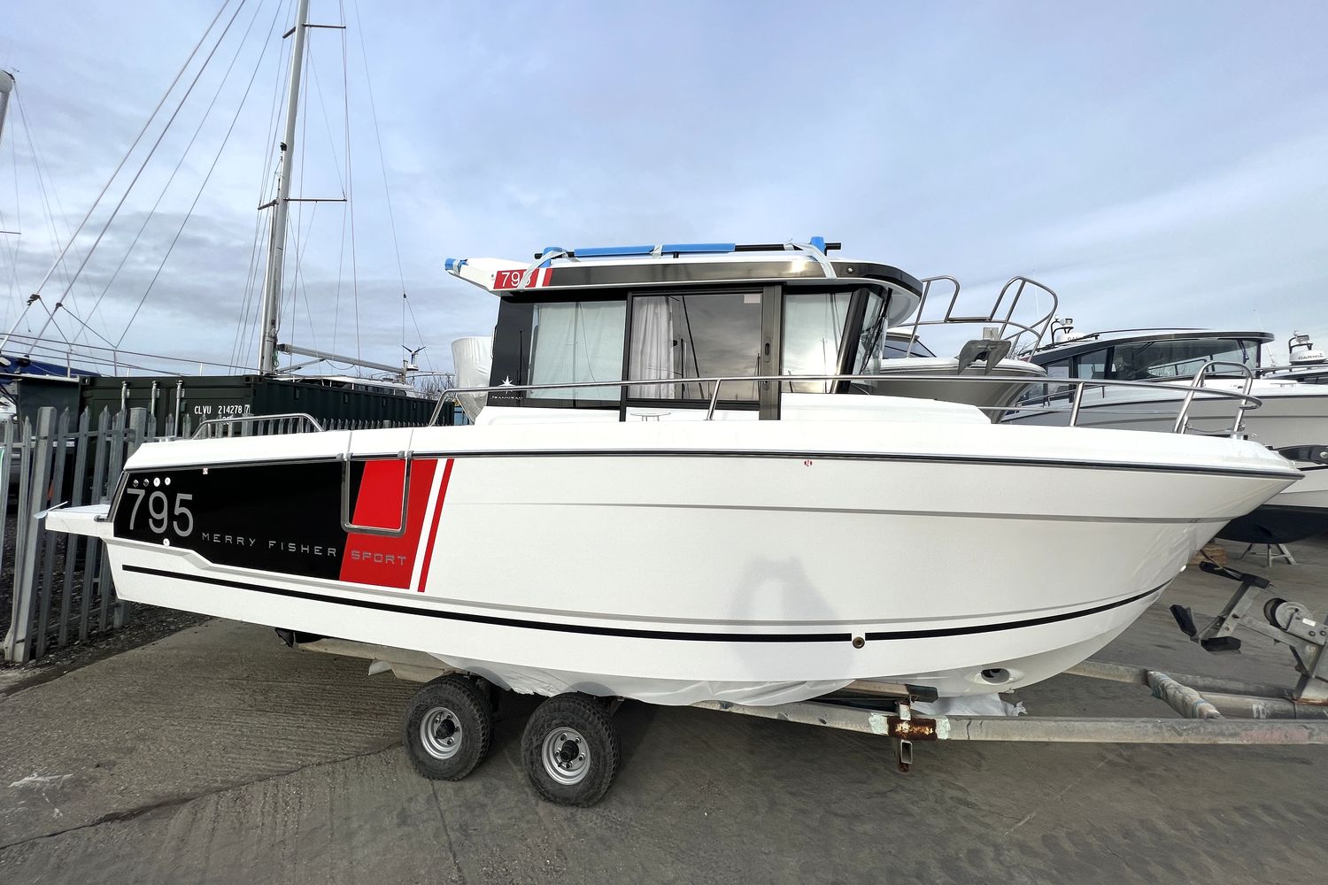 Jeanneau Merry Fisher 795 Sport – Series 2 – with must have options