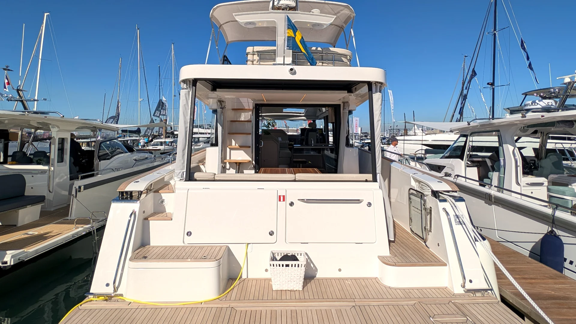 Nimbus 495 Flybridge - 5