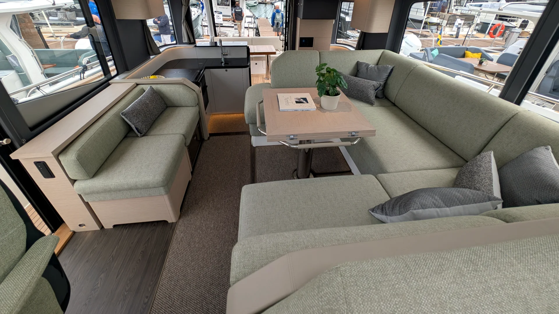 Nimbus 495 Flybridge - 27