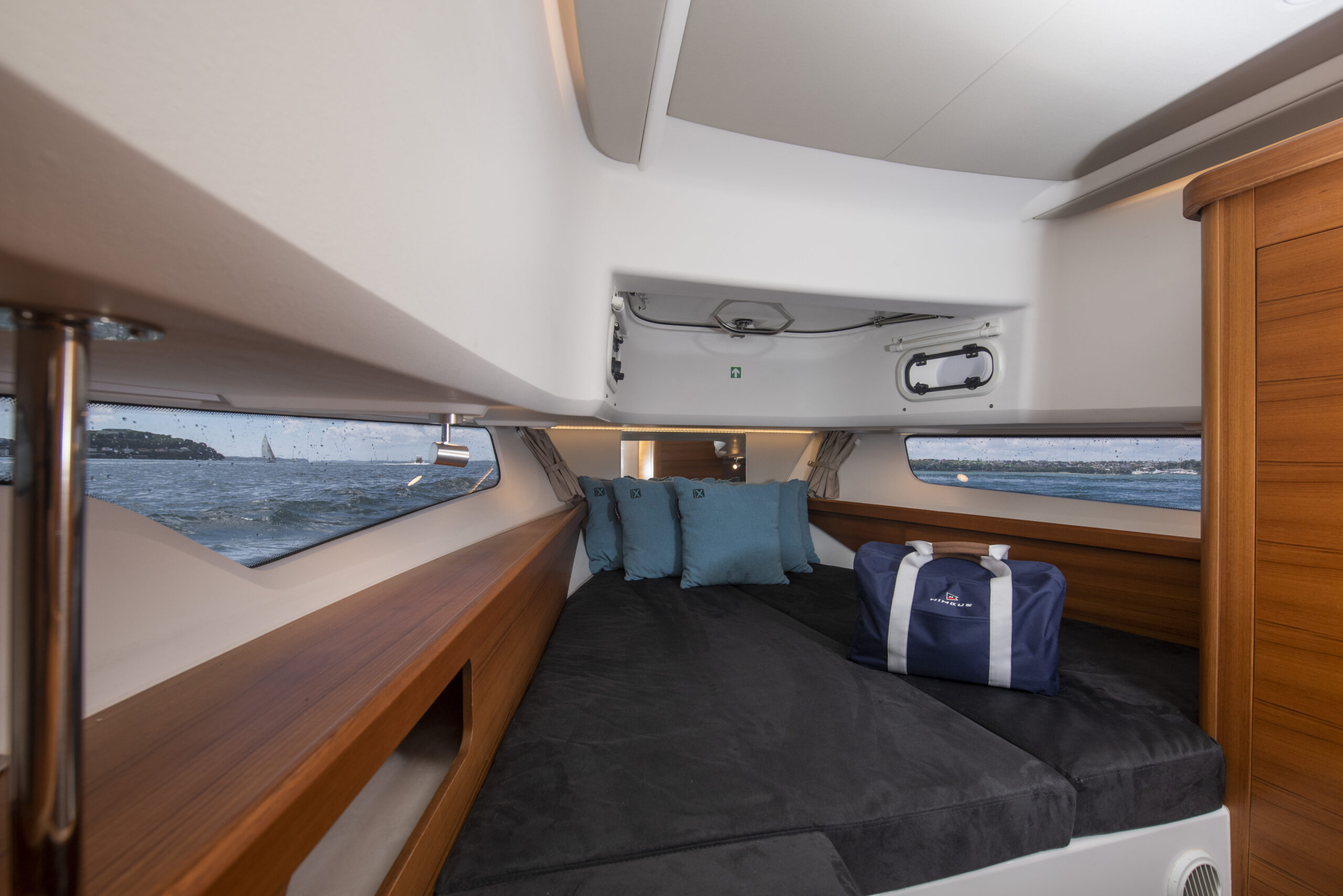 Nimbus Tender 11 (T11) X-Edition