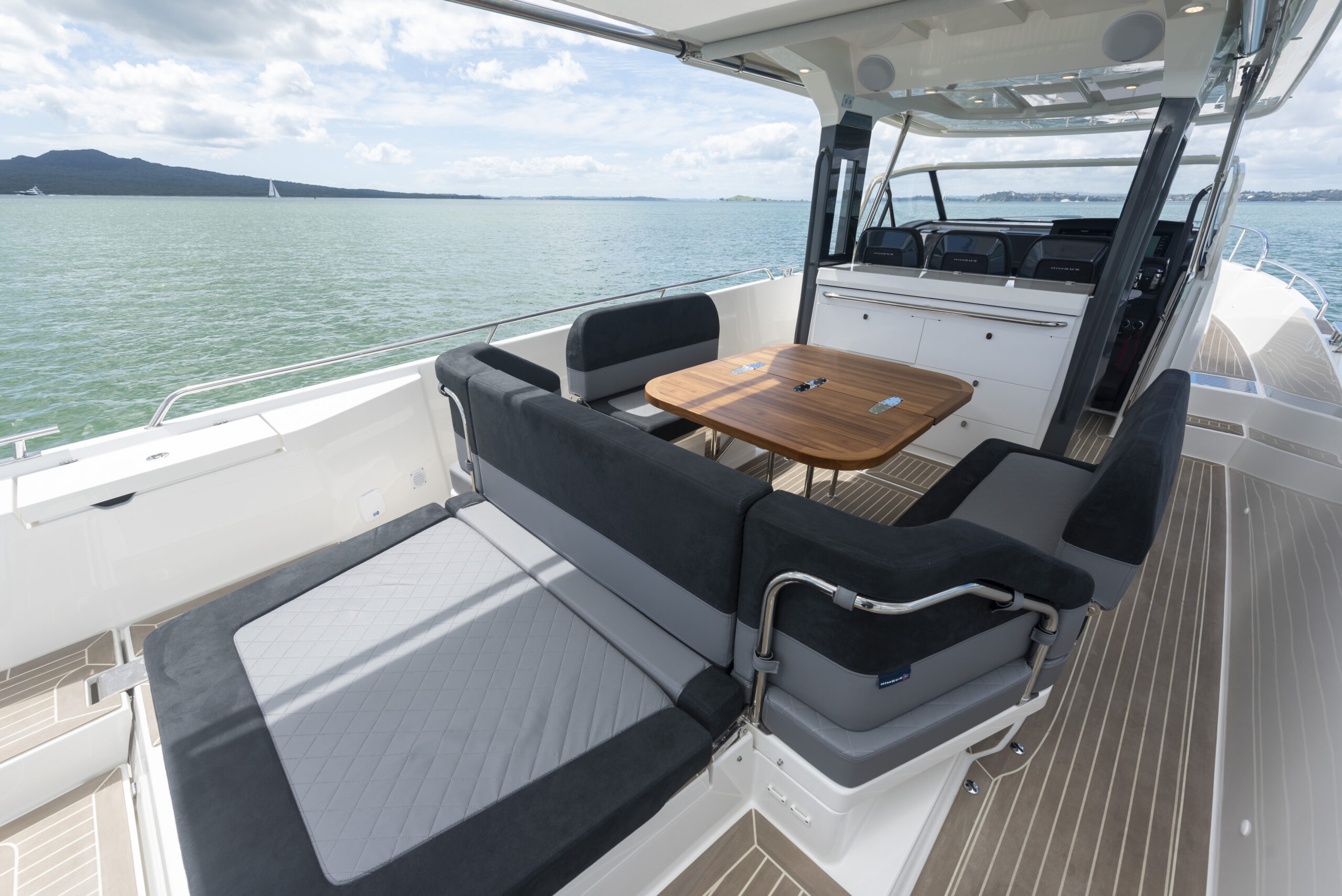 Nimbus Tender 11 (T11) X-Edition