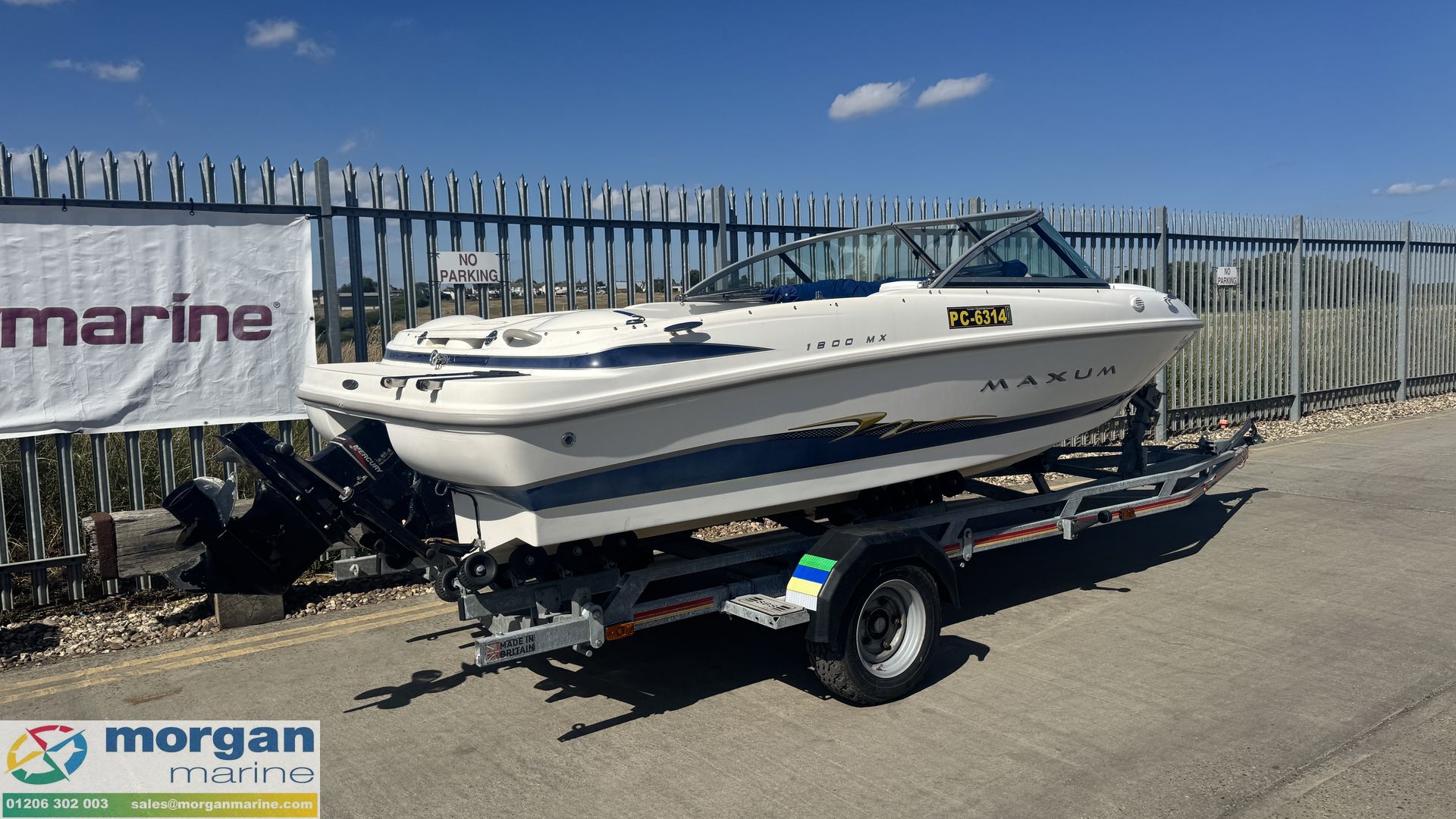 Maxum 1800 MX bow rider