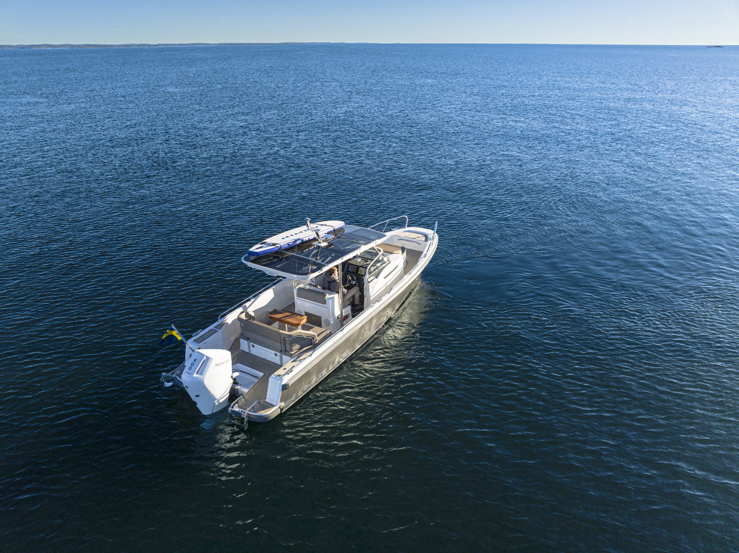 Nimbus Tender 9 (T9)