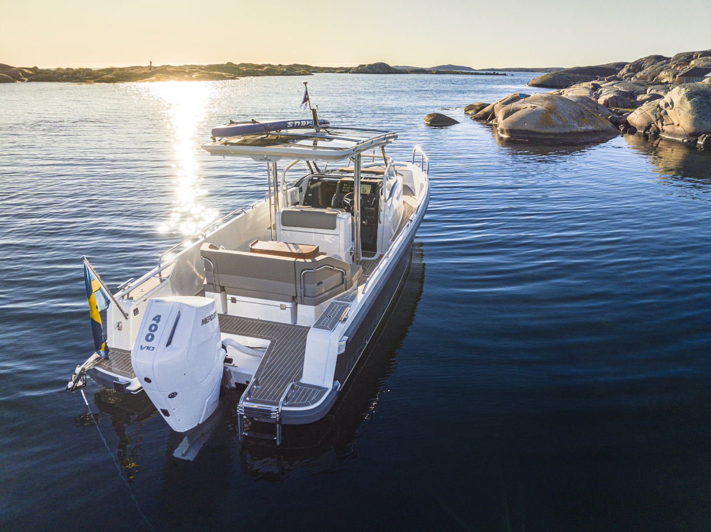 Nimbus Tender 9 (T9)