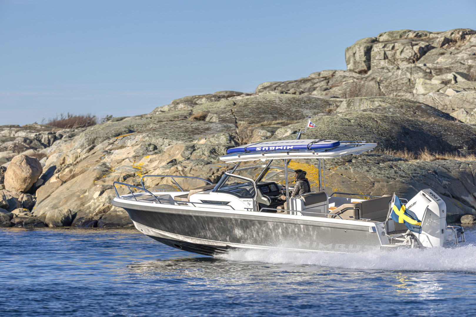 Nimbus Tender 9 (T9)