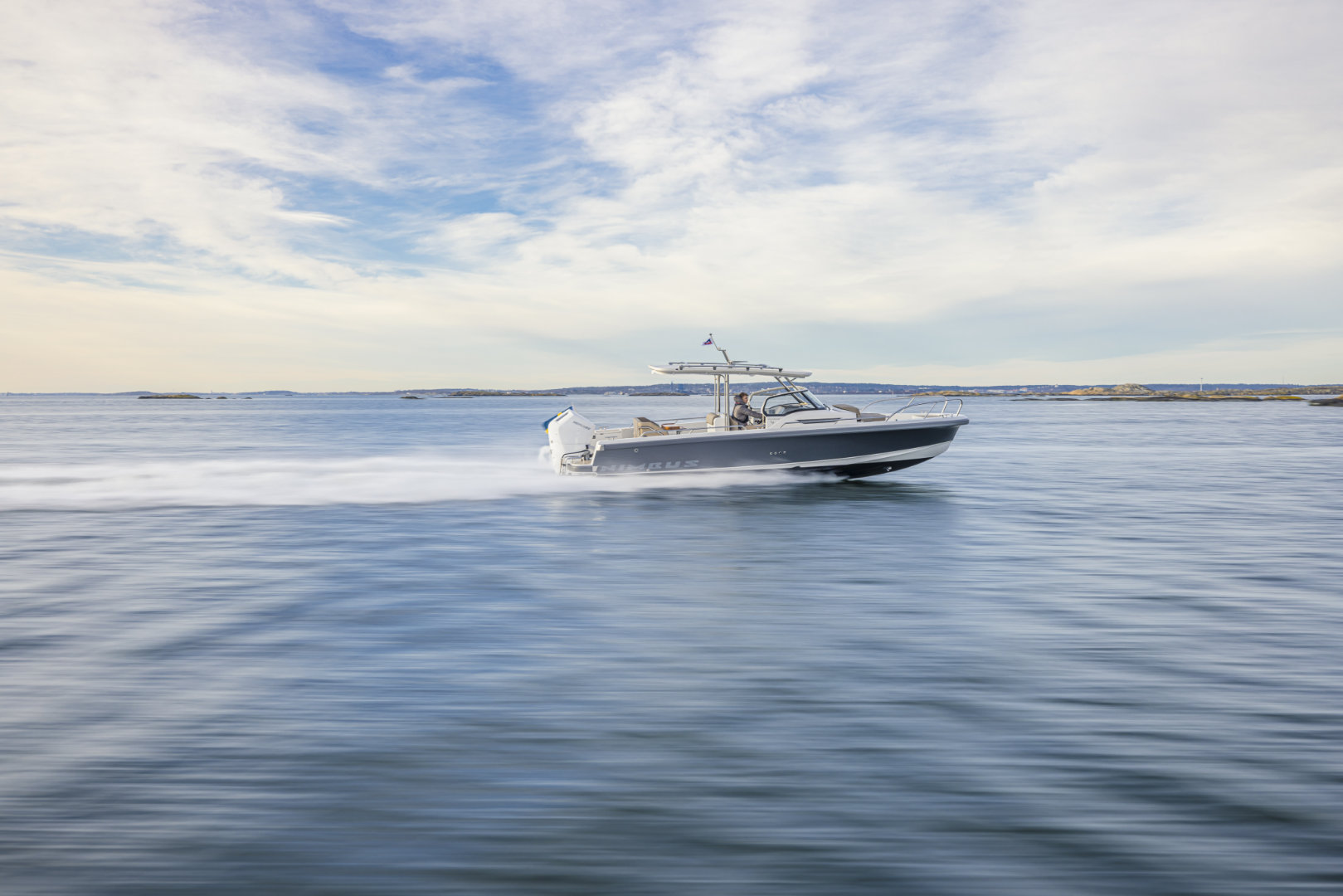 Nimbus Tender 9 (T9)