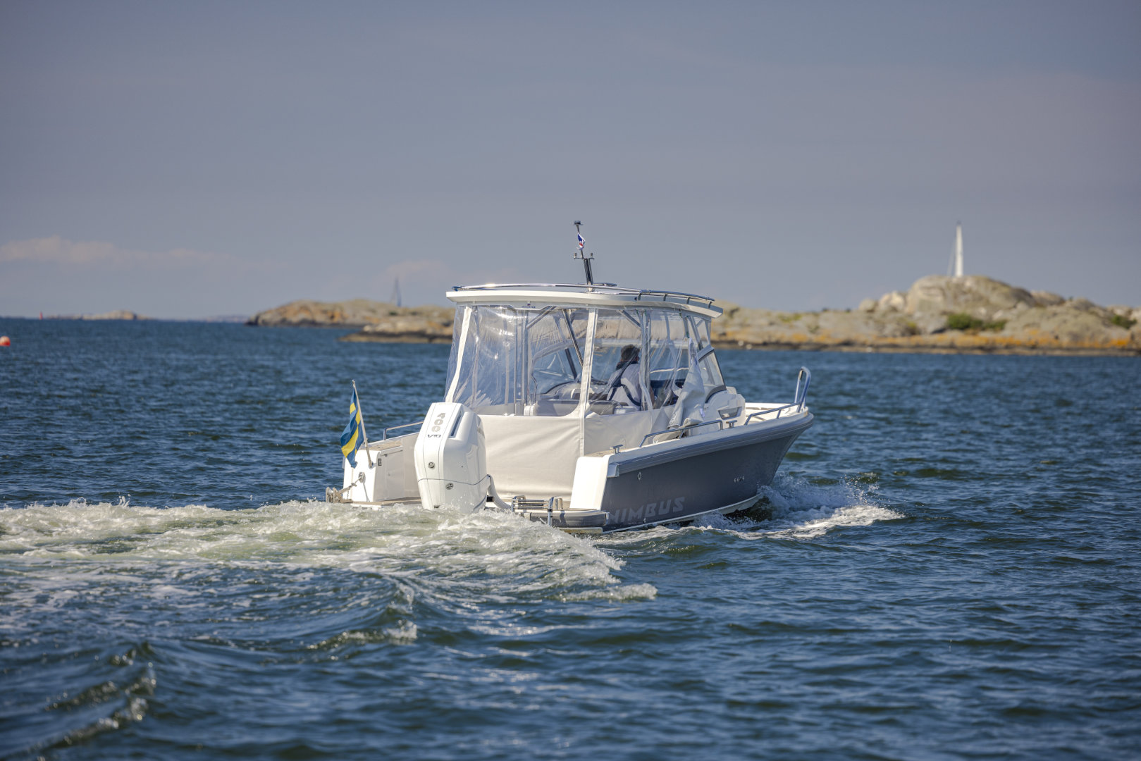 Nimbus Tender 9 (T9)