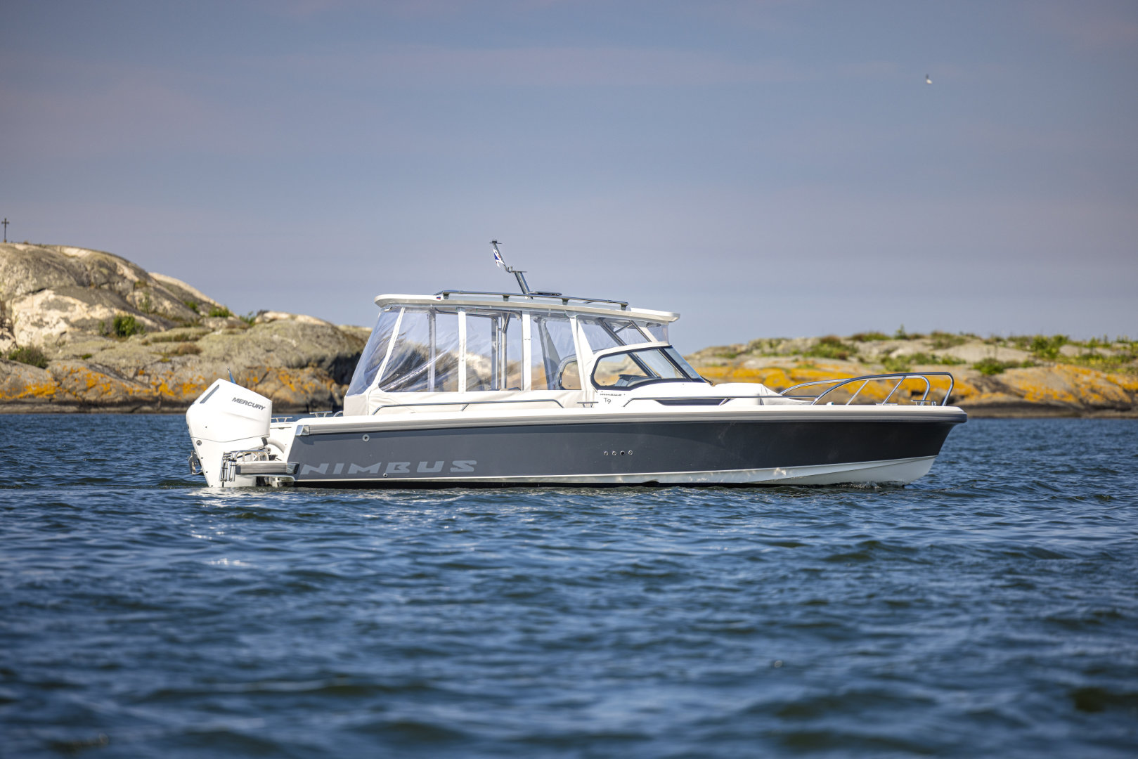 Nimbus Tender 9 (T9)