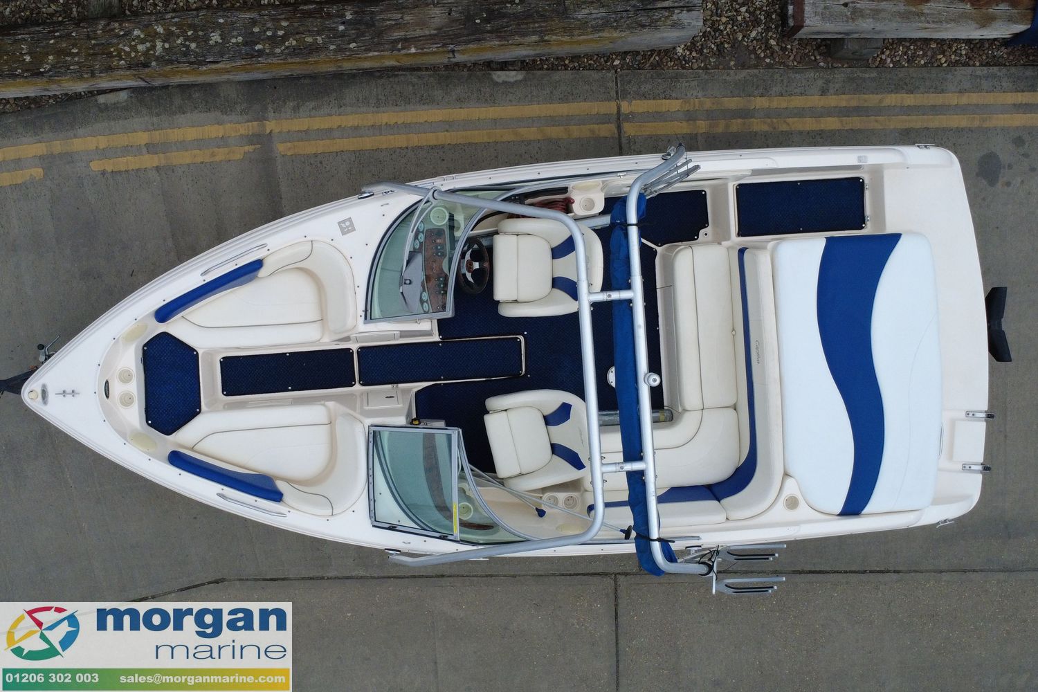 Rinker 212 bow rider