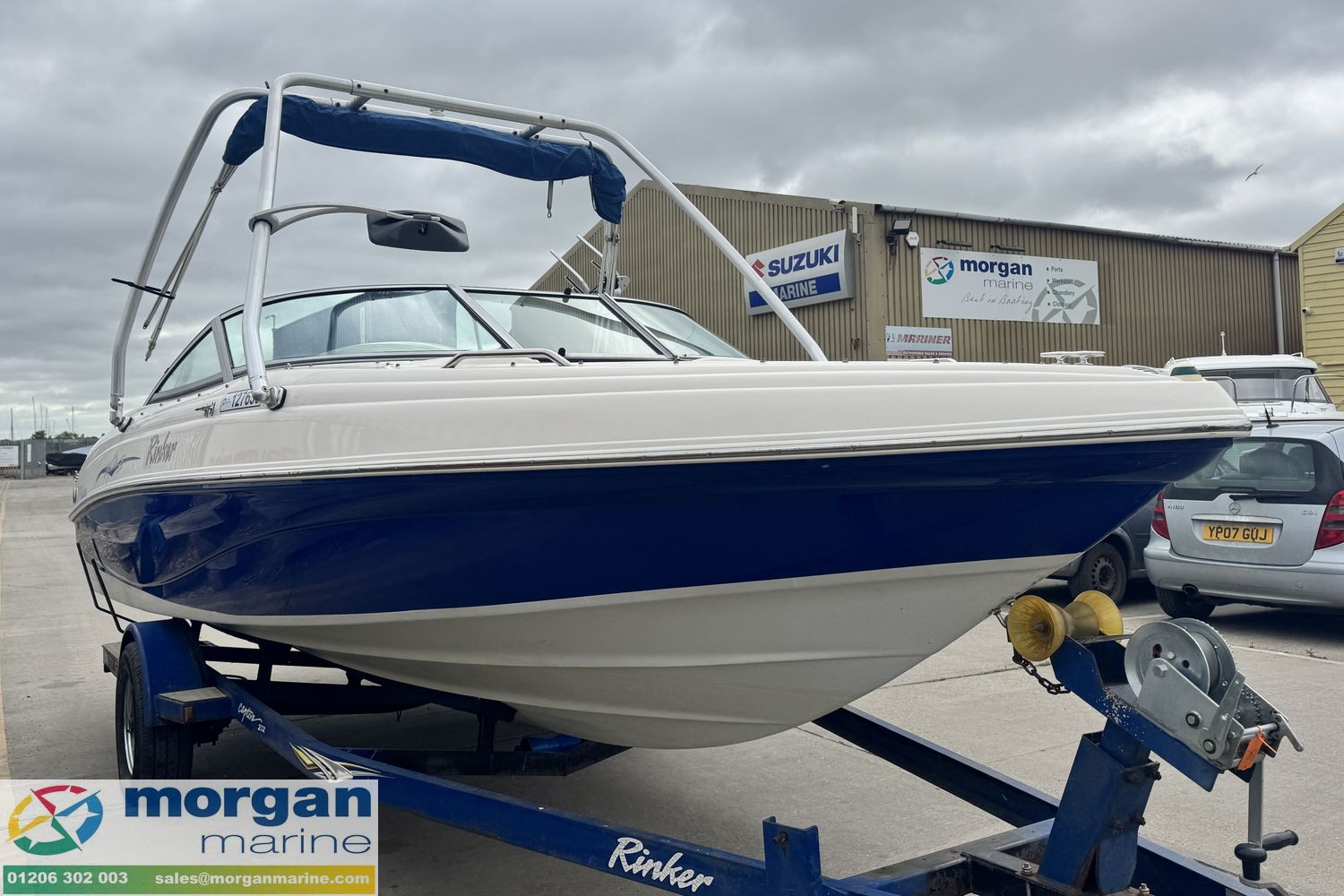 Rinker 212 bow rider