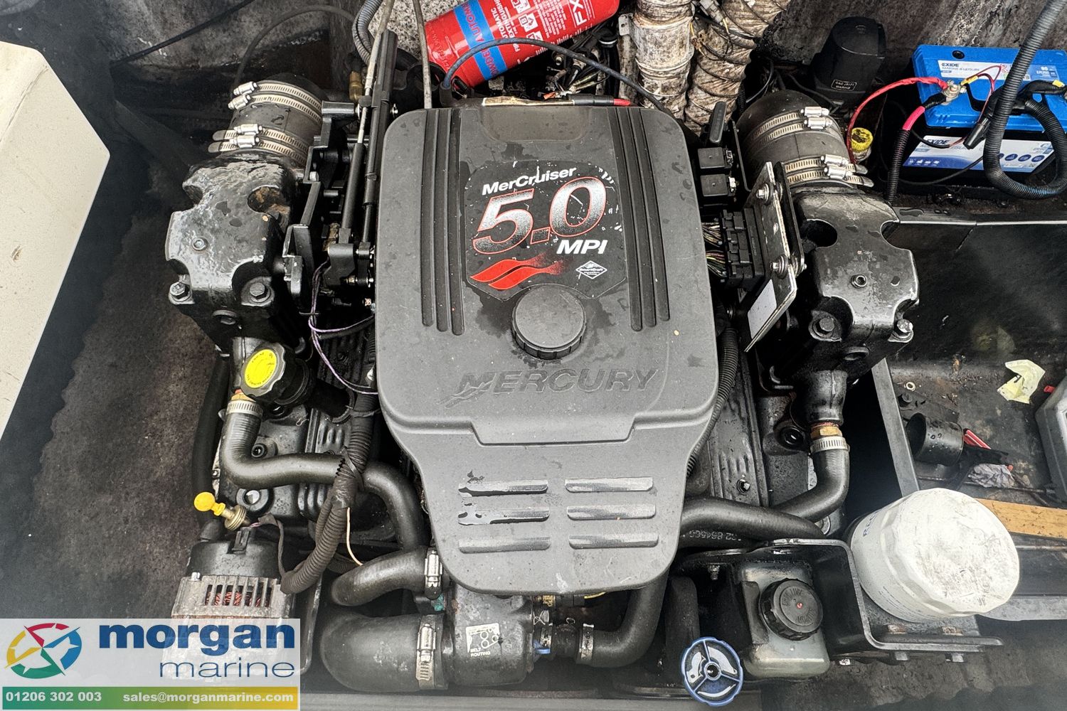 Rinker 212 bow rider