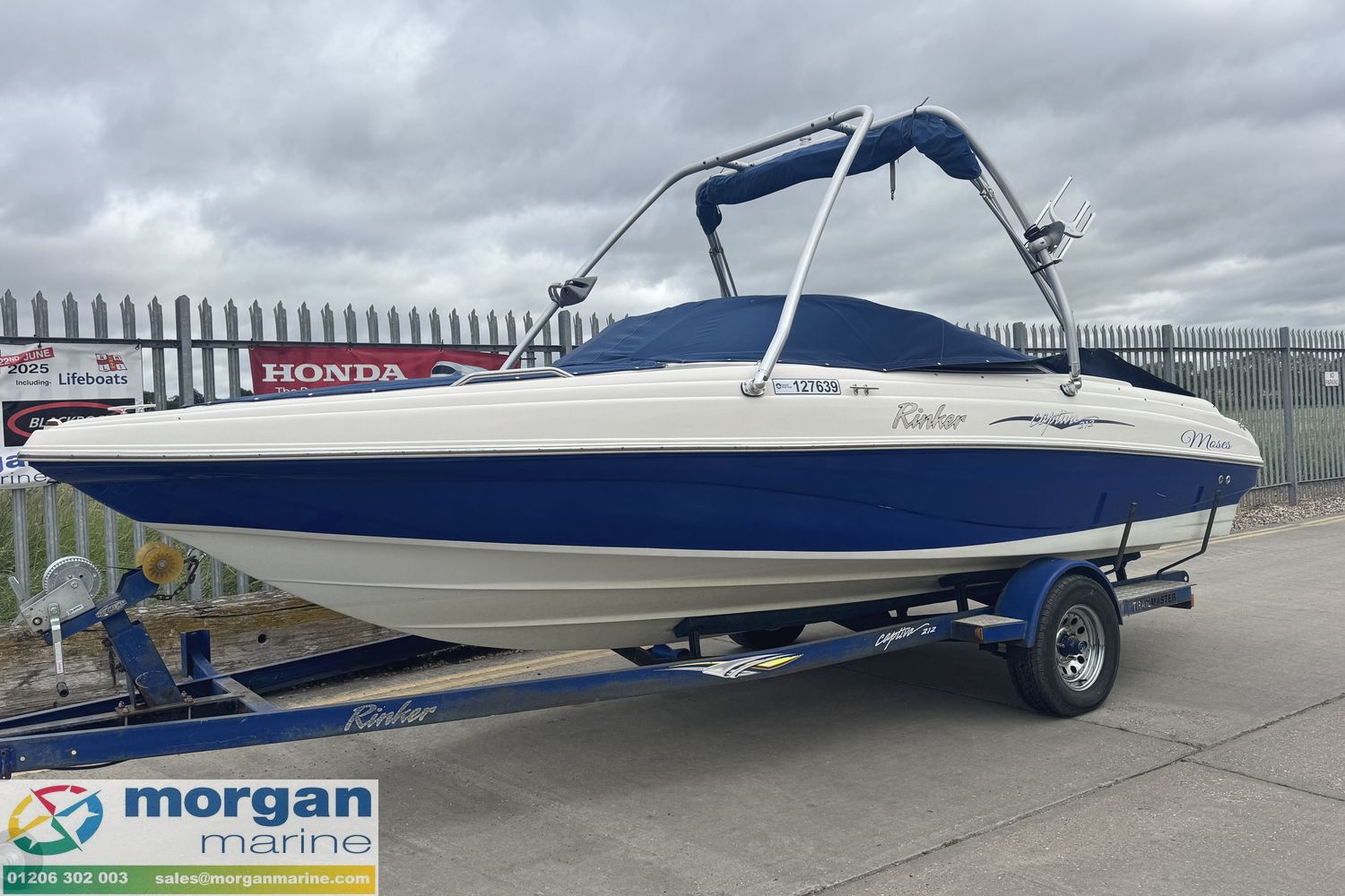 Rinker 212 bow rider