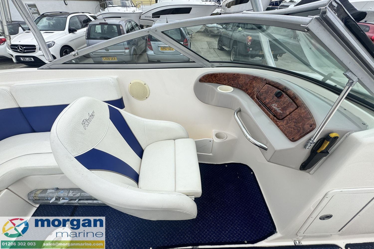 Rinker 212 bow rider