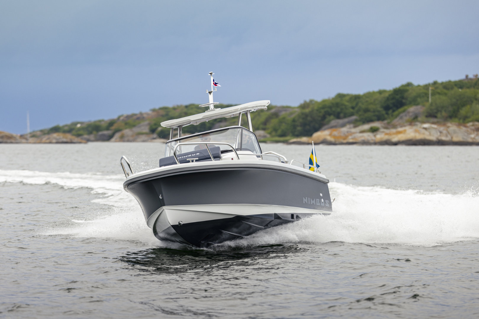 Nimbus Tender 8 (T8)