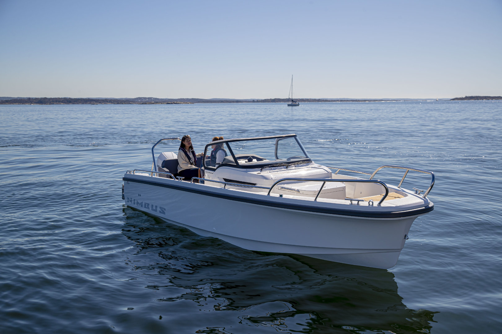 Nimbus Tender 8 (T8)