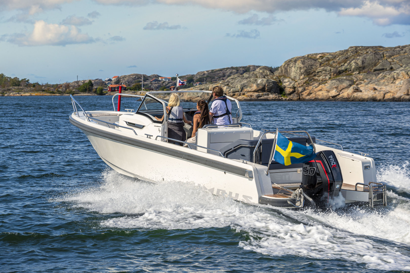 Nimbus Tender 9 (T9)