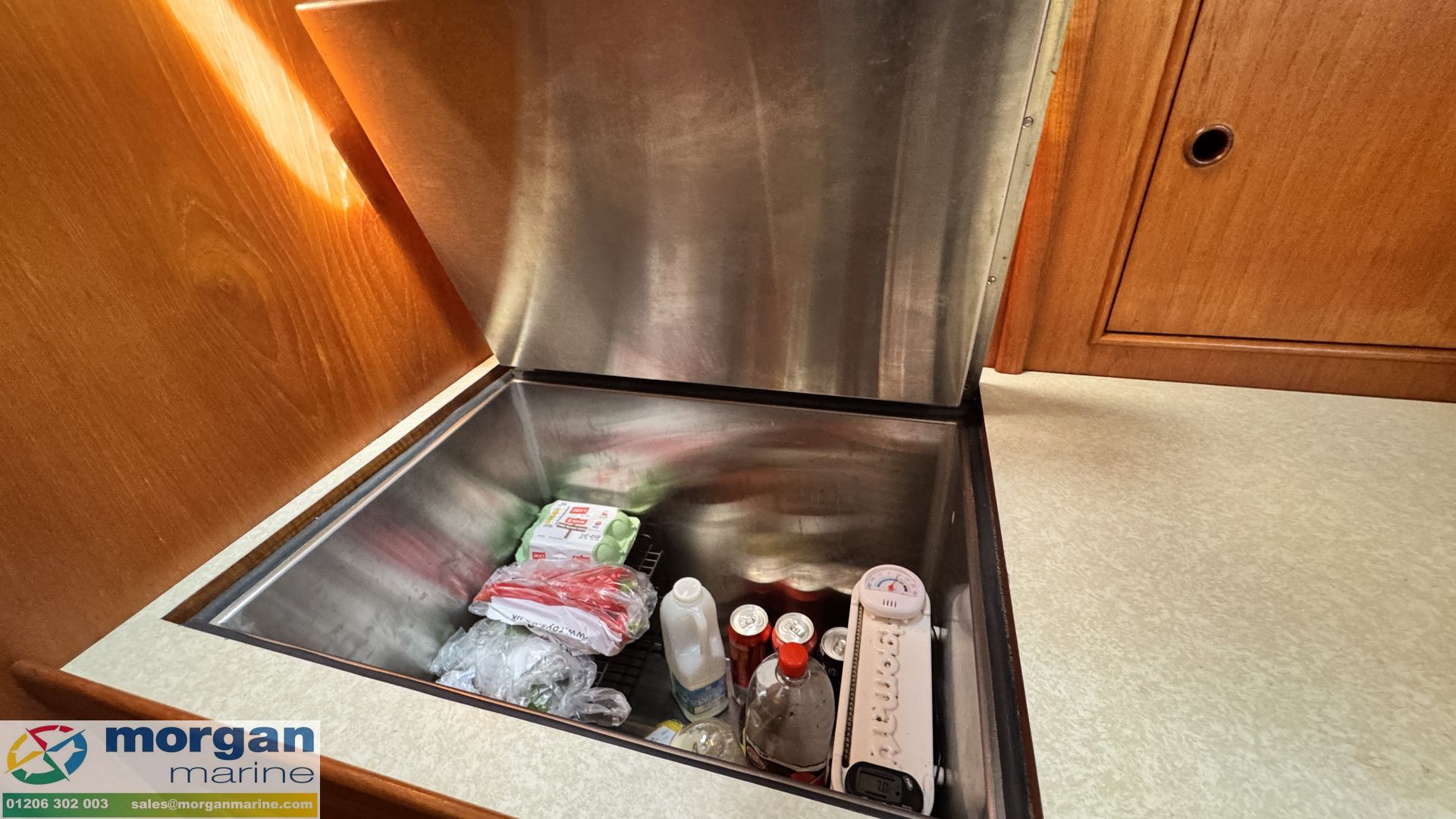 Colvic Victor 40 - 37