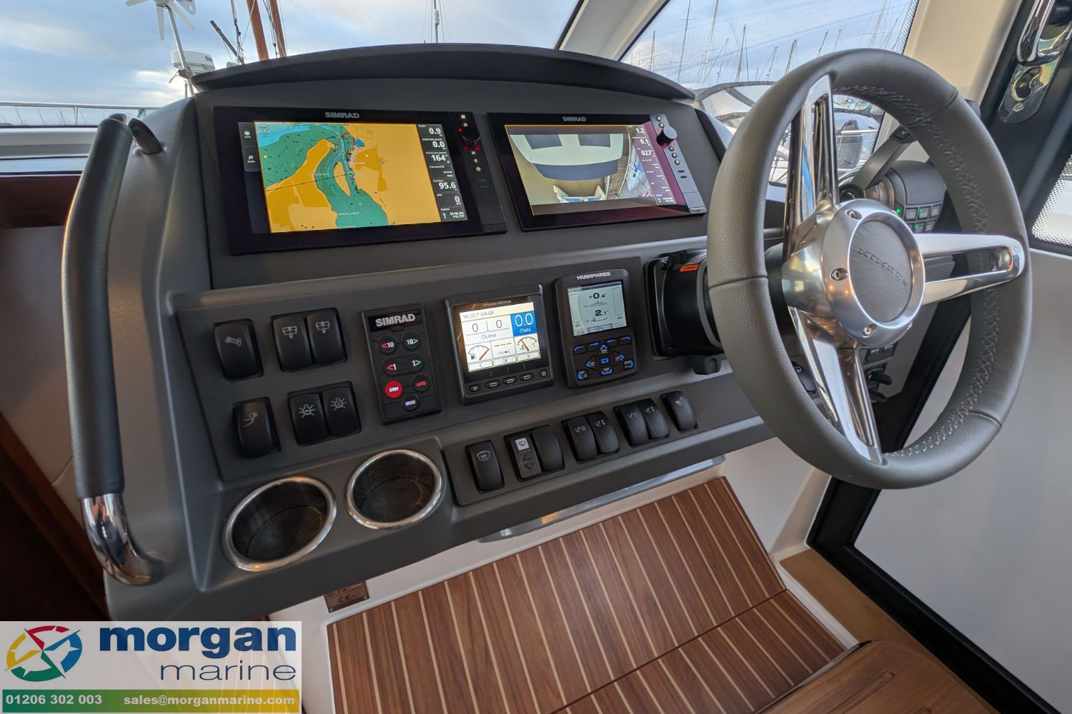 Nimbus 405 Coupe - 27