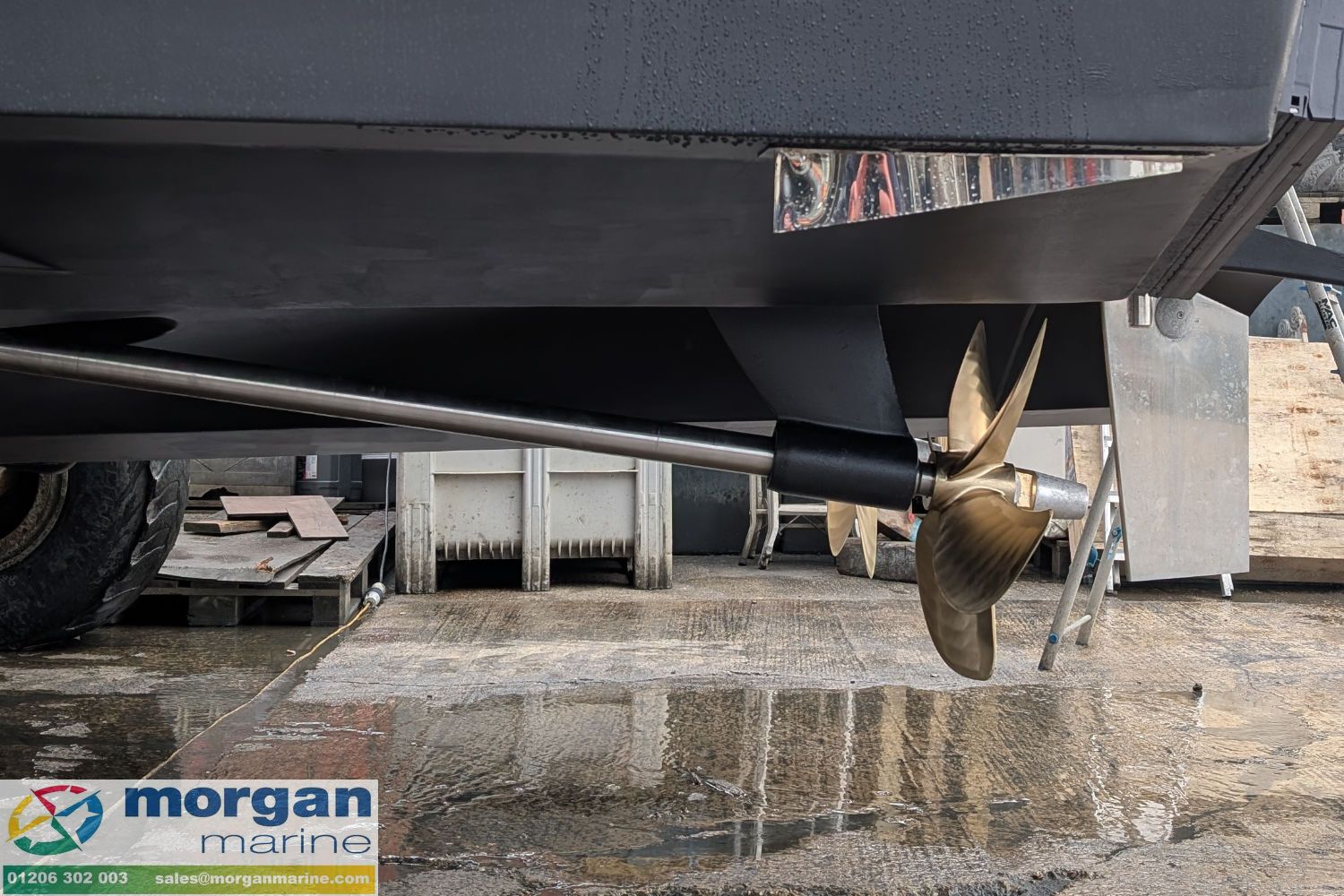 Nimbus 405 Coupe - 38