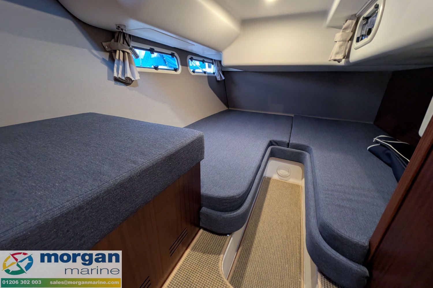 Nimbus 405 Coupe - 36