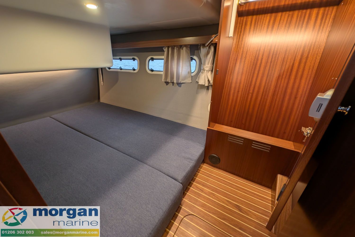 Nimbus 405 Coupe - 35