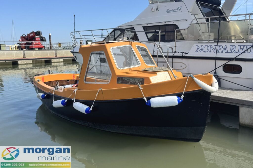 5.8m Fishing boat