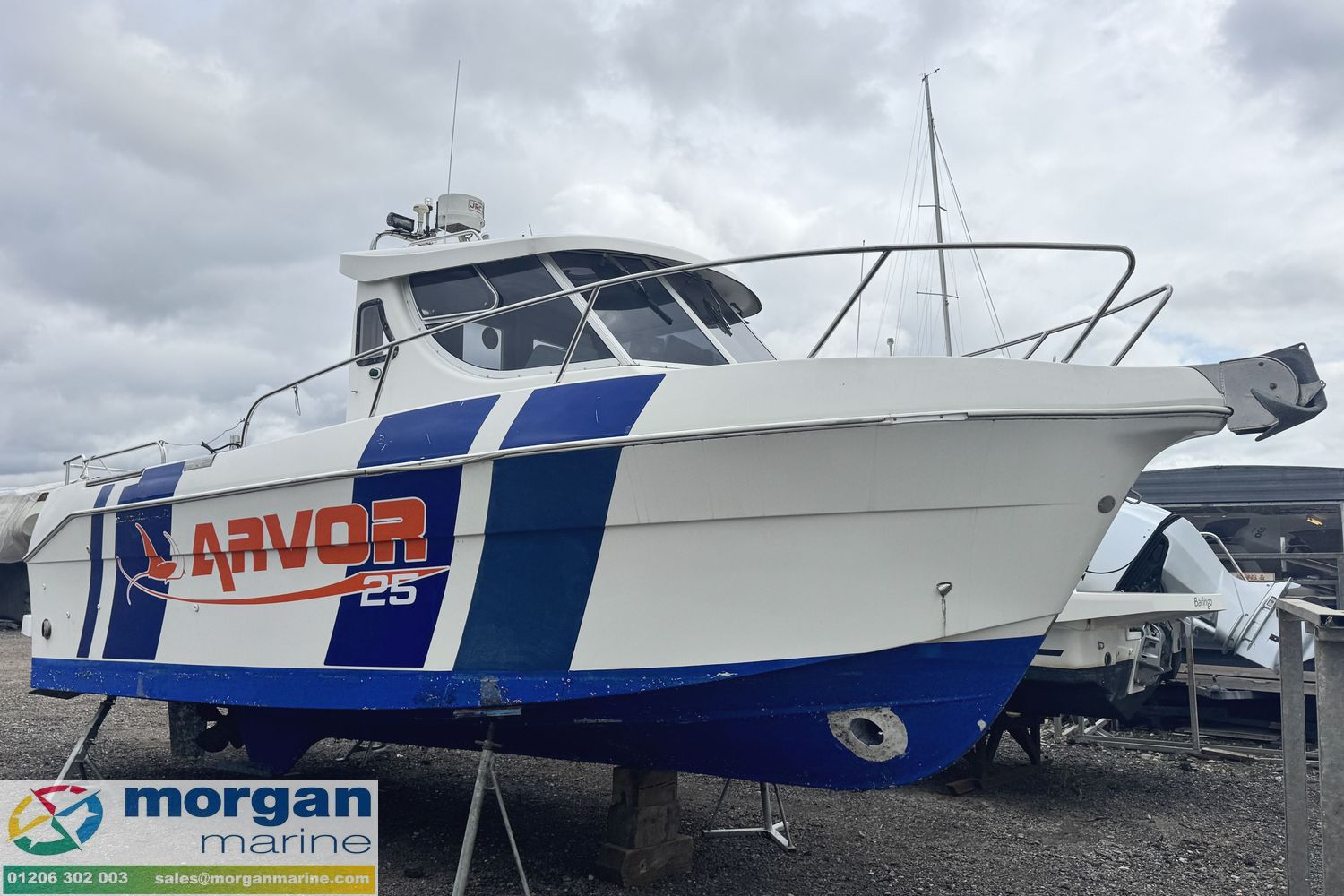 Arvor 25