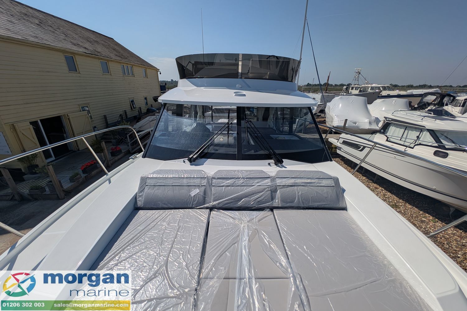 Jeanneau Merry Fisher 1095 Fly Front