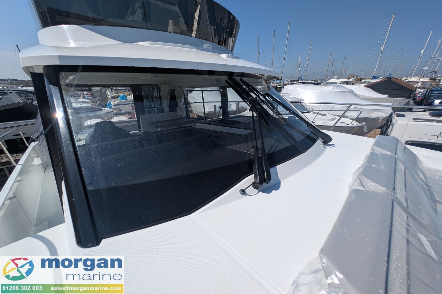 Jeanneau Merry Fisher 1095 Fly Bow Wipers
