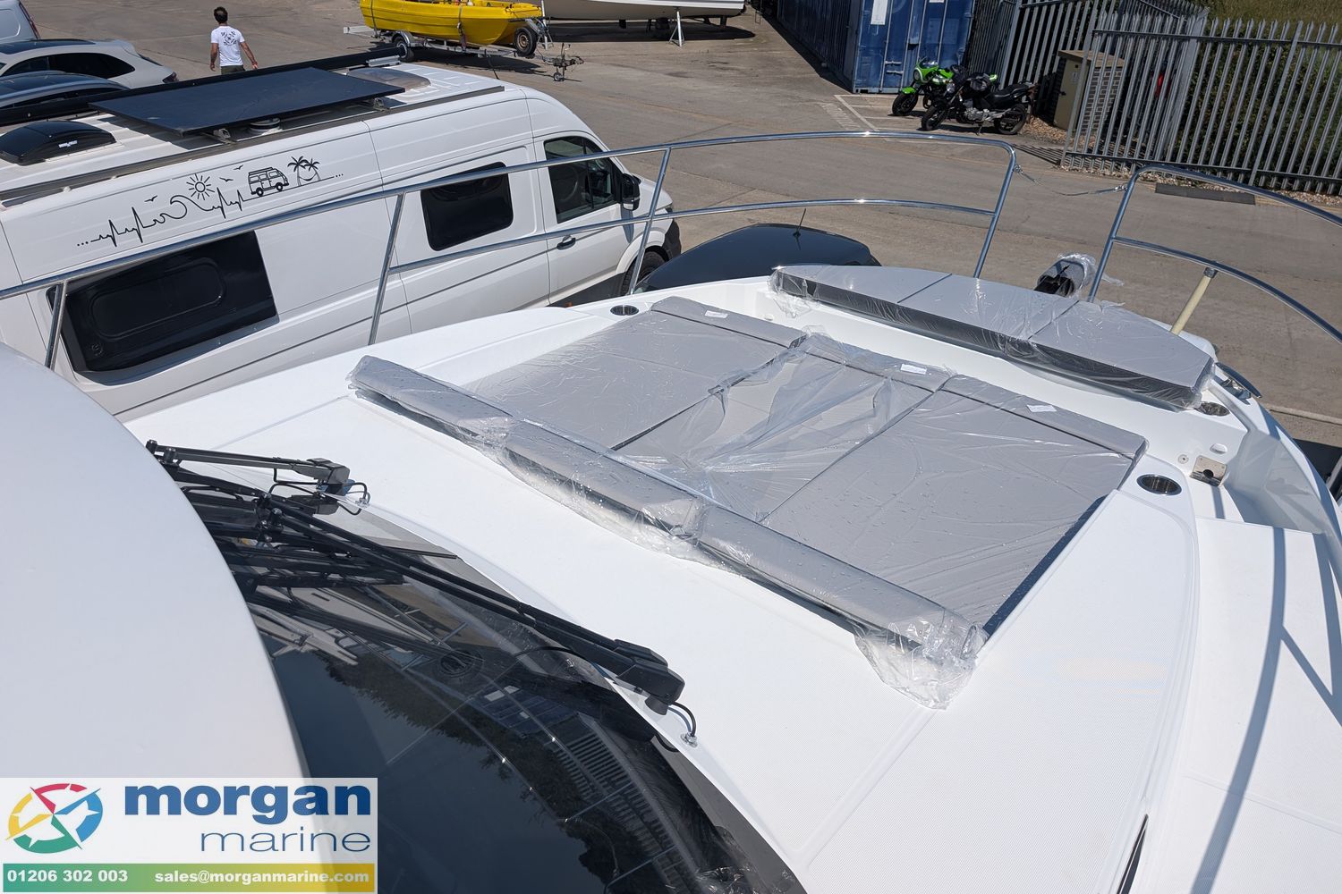 Jeanneau Merry Fisher 1095 Fly Bow Sunpad