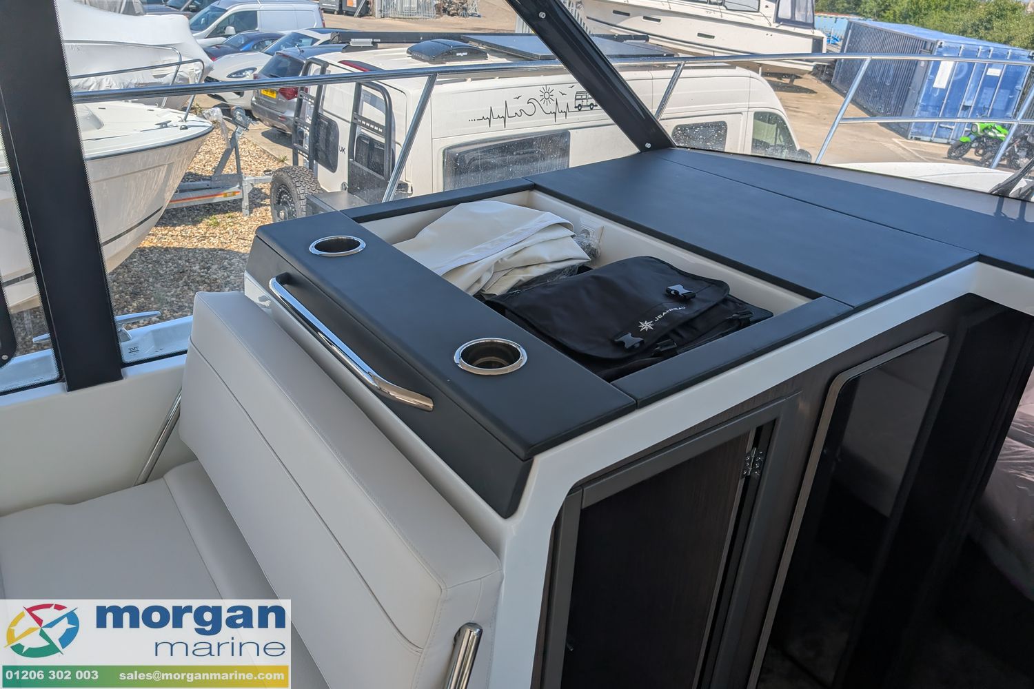 Jeanneau Merry Fisher 1095 Fly Dash